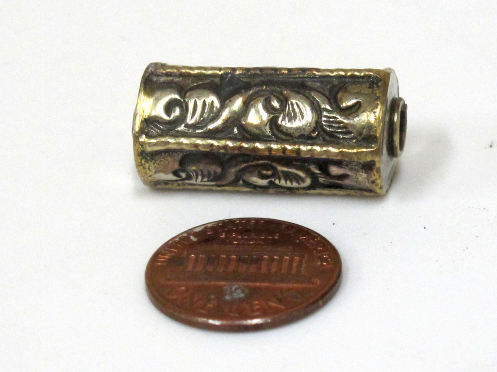 1 Bead - Ethnic Nepal beads cylinder tube shape Tibetan silver with brass repousse floral design bead- BD967