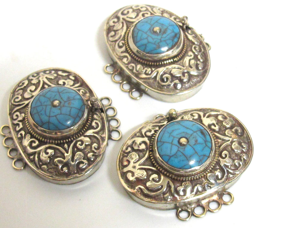 1 clasp - Large size ethnic Tibetan silver blue crackle resin inlaid statement box clasp pendant from Nepal - LN037