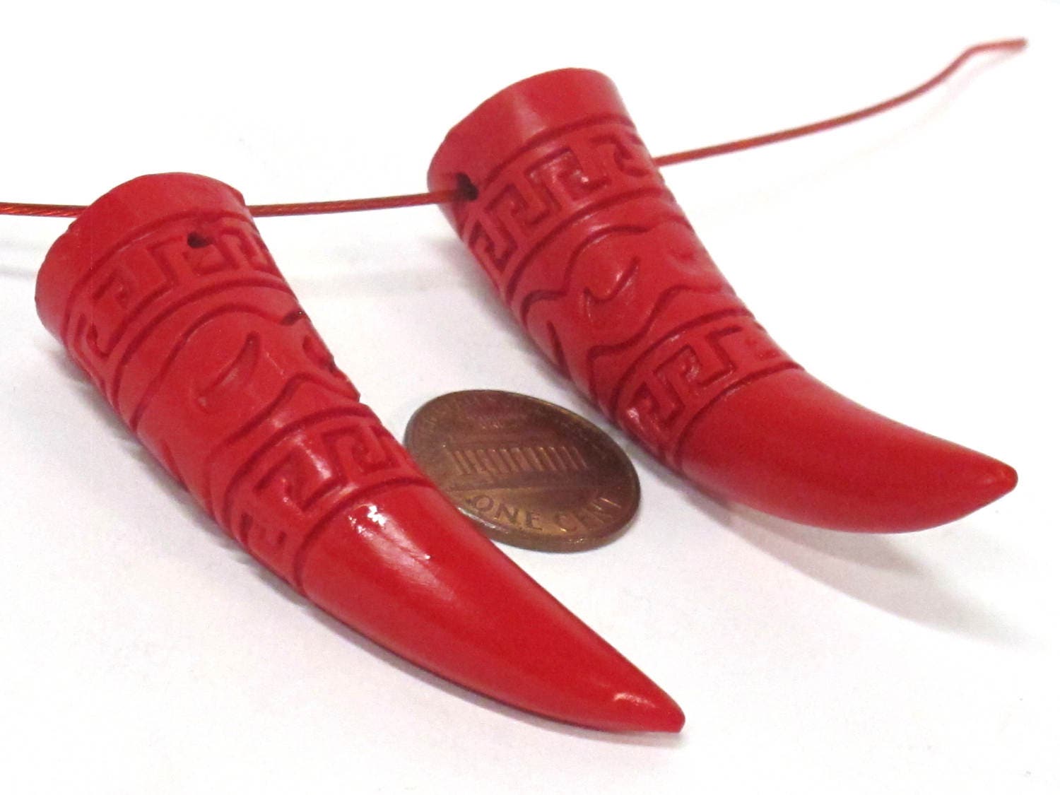 1 bead - Large size Tribal tooth design shape Tibetan carved lacquerware synthetic cinnabar beads - BD957A