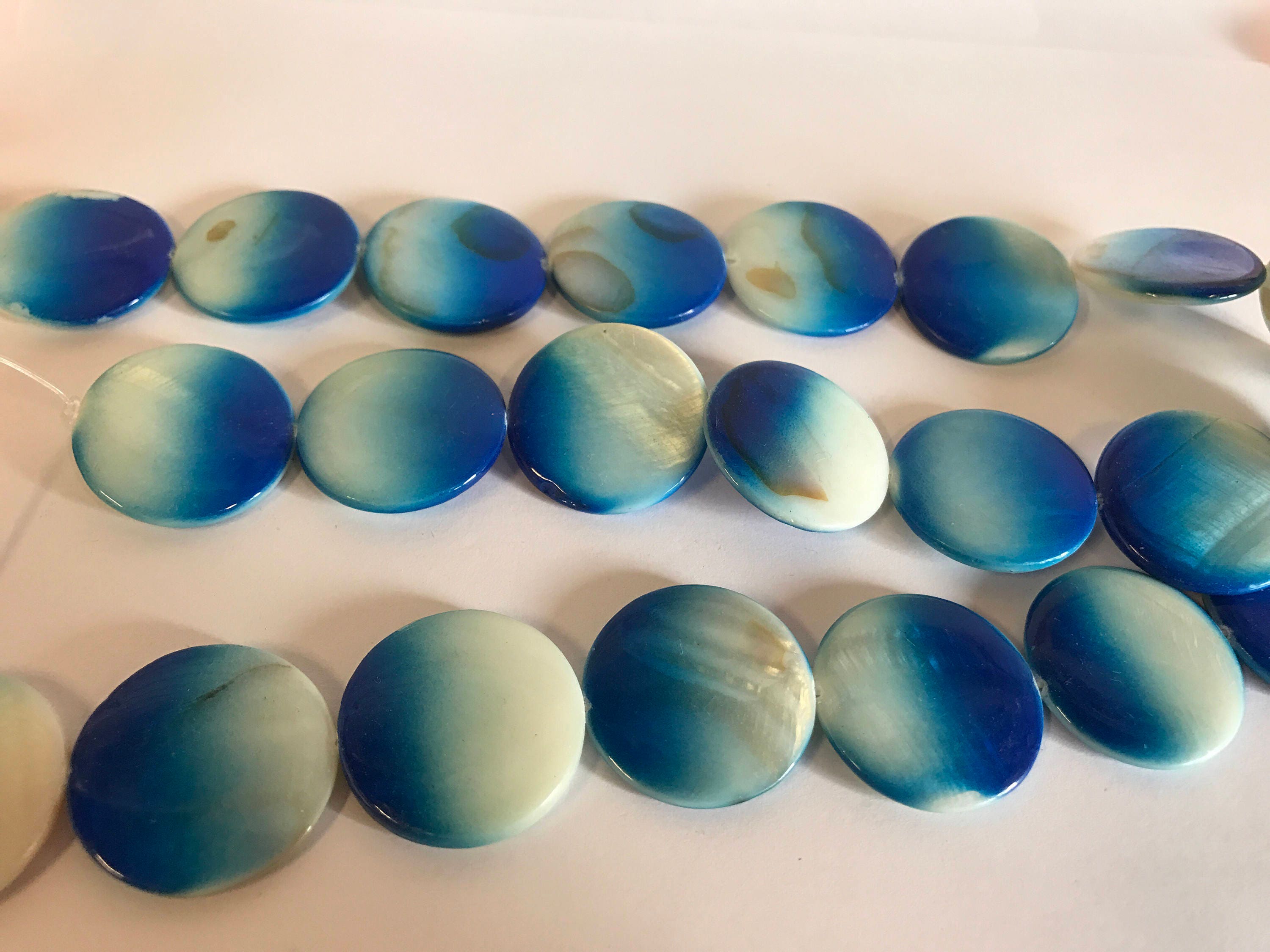 10 beads - Two tone Blue color round flat shell beads- 25 mm bead size - BD202C