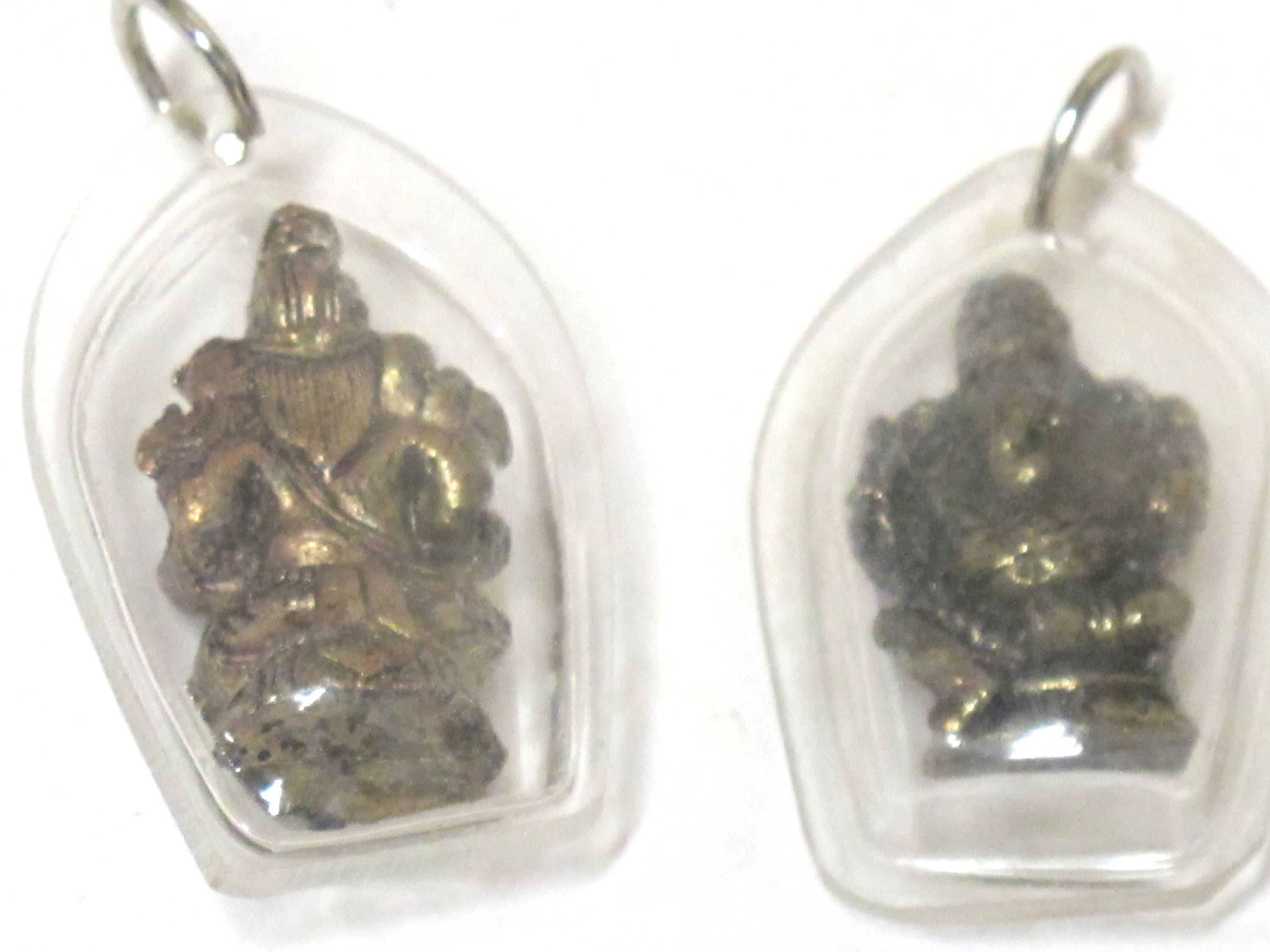 1 Pendant - Hindu lord Ganesha brass pendant encased in clear resin from Nepal - PM560 - custom design copyright Nepalbeadshop