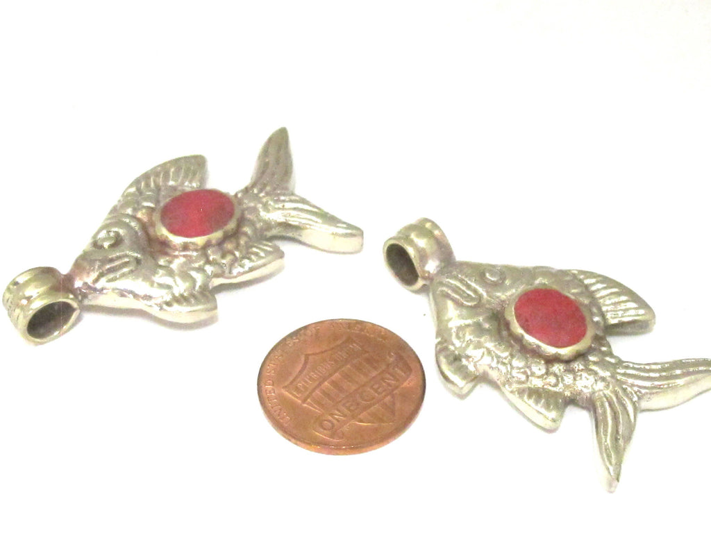 1 Pendant - Dual sided Tibetan silver tone fish repousse pendant with inlay - PM563E