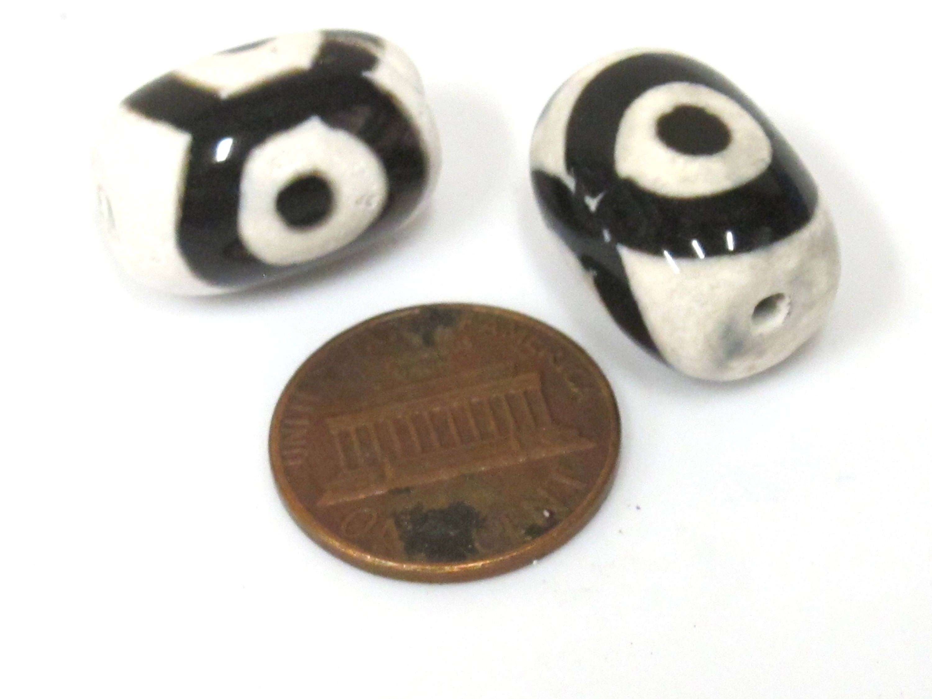 1 Bead - Ethnic Tibetan Dzi bead - Tibetan ethnic etched agate dzi thick barrel shape large size bead 17 -18 mm long - GM435