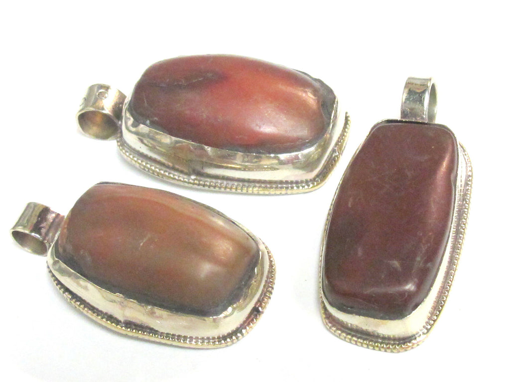 1 Pendant - Himalayan natural carnelian gemstone tibetan silver pendant with reverse side flower carving - PM577E