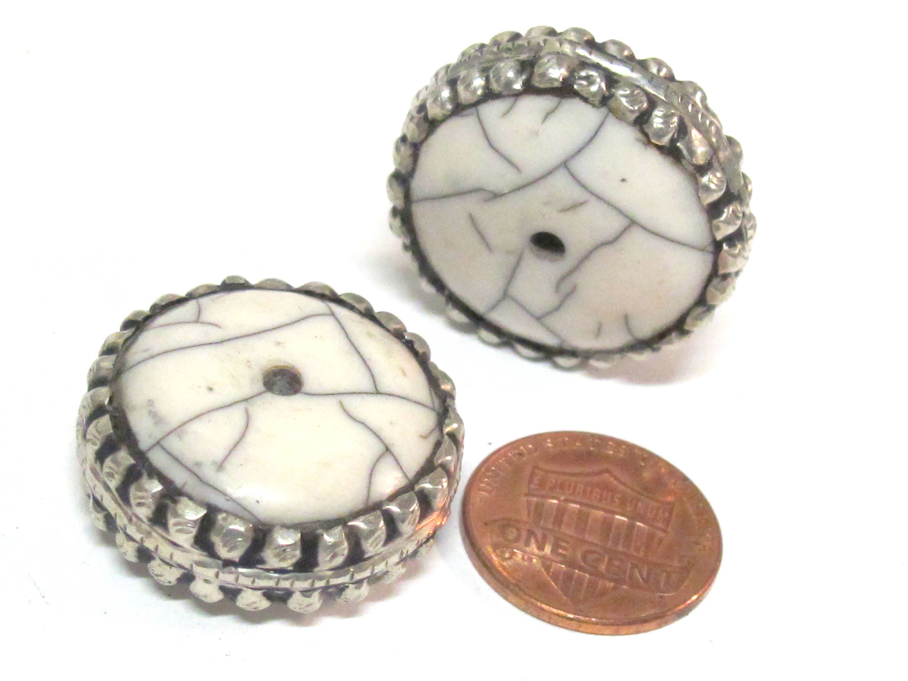 2 Beads - Beautiful large disc wheel shape tibetan silver encased white crackle resin focal pendant bead - BD311Bx
