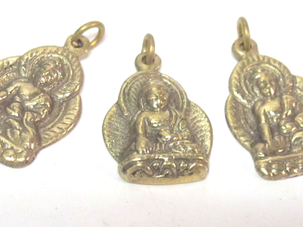 1 pendant - Tibetan pendant buddha pendant tibet Nepal metal brass Buddha charm pendant medicine buddha charm from Nepal -- CP127