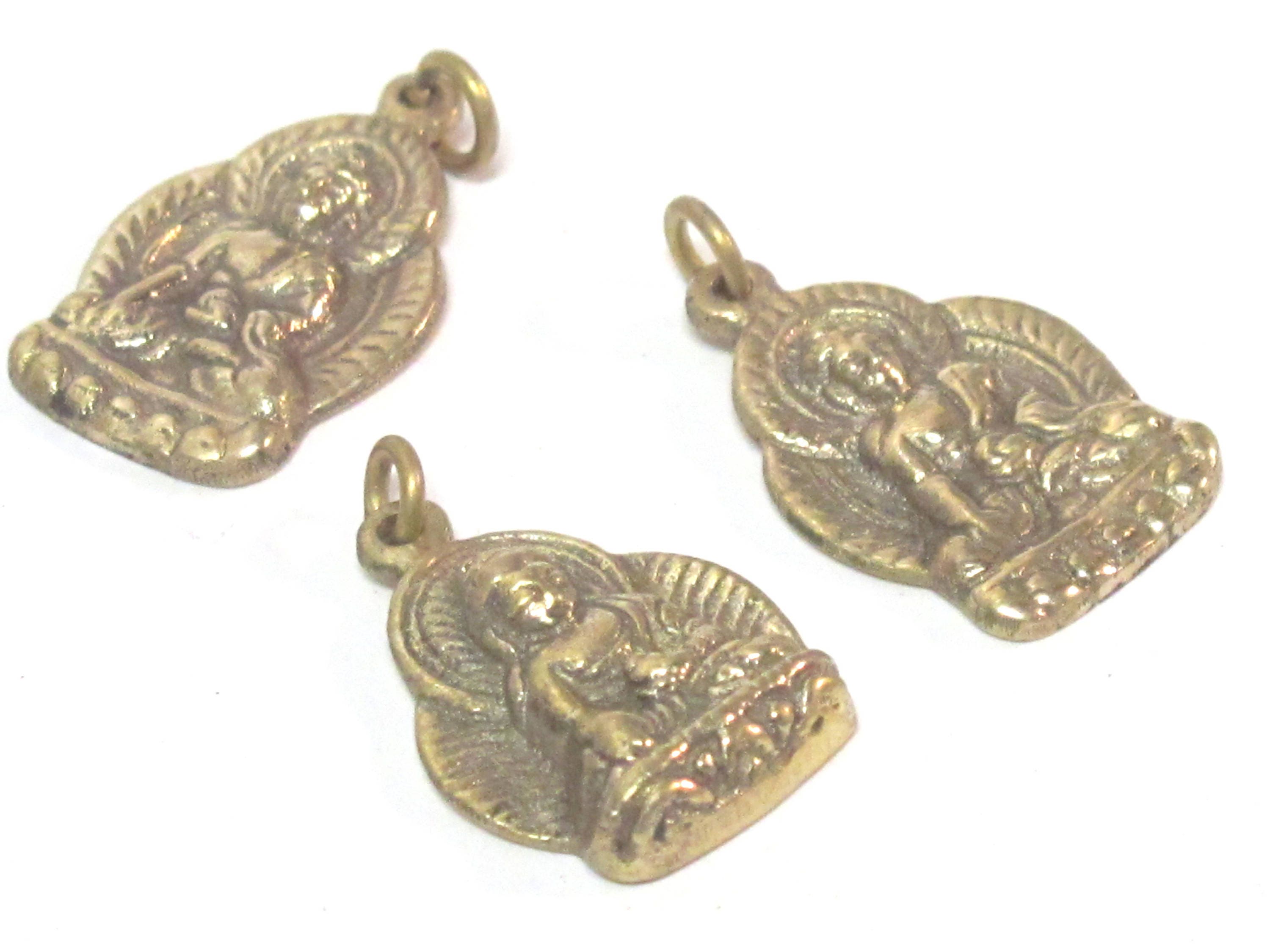 1 pendant - Tibetan pendant buddha pendant tibet Nepal metal brass Buddha charm pendant medicine buddha charm from Nepal -- CP127