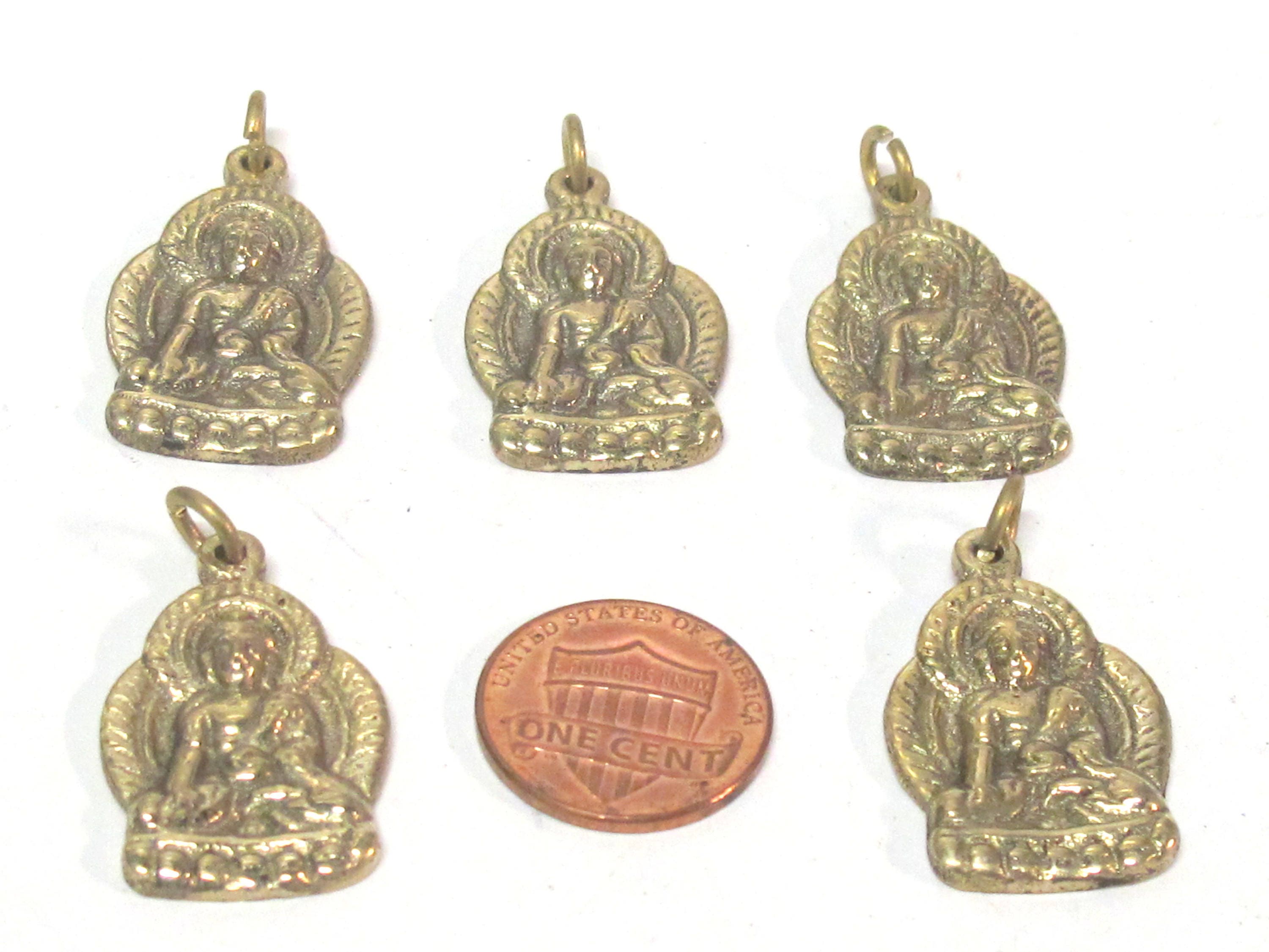 1 pendant - Tibetan pendant buddha pendant tibet Nepal metal brass Buddha charm pendant medicine buddha charm from Nepal -- CP127