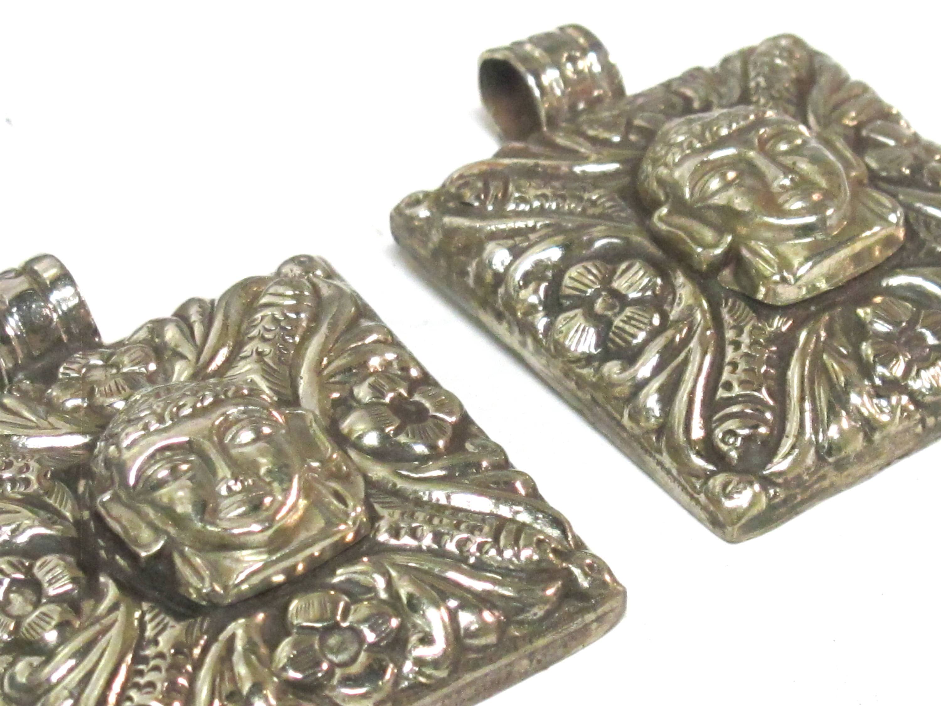 1 pendant - Tibetan silver square shape Buddha pendant detailed carving with phoenix eagle bird design on other side - PM588C