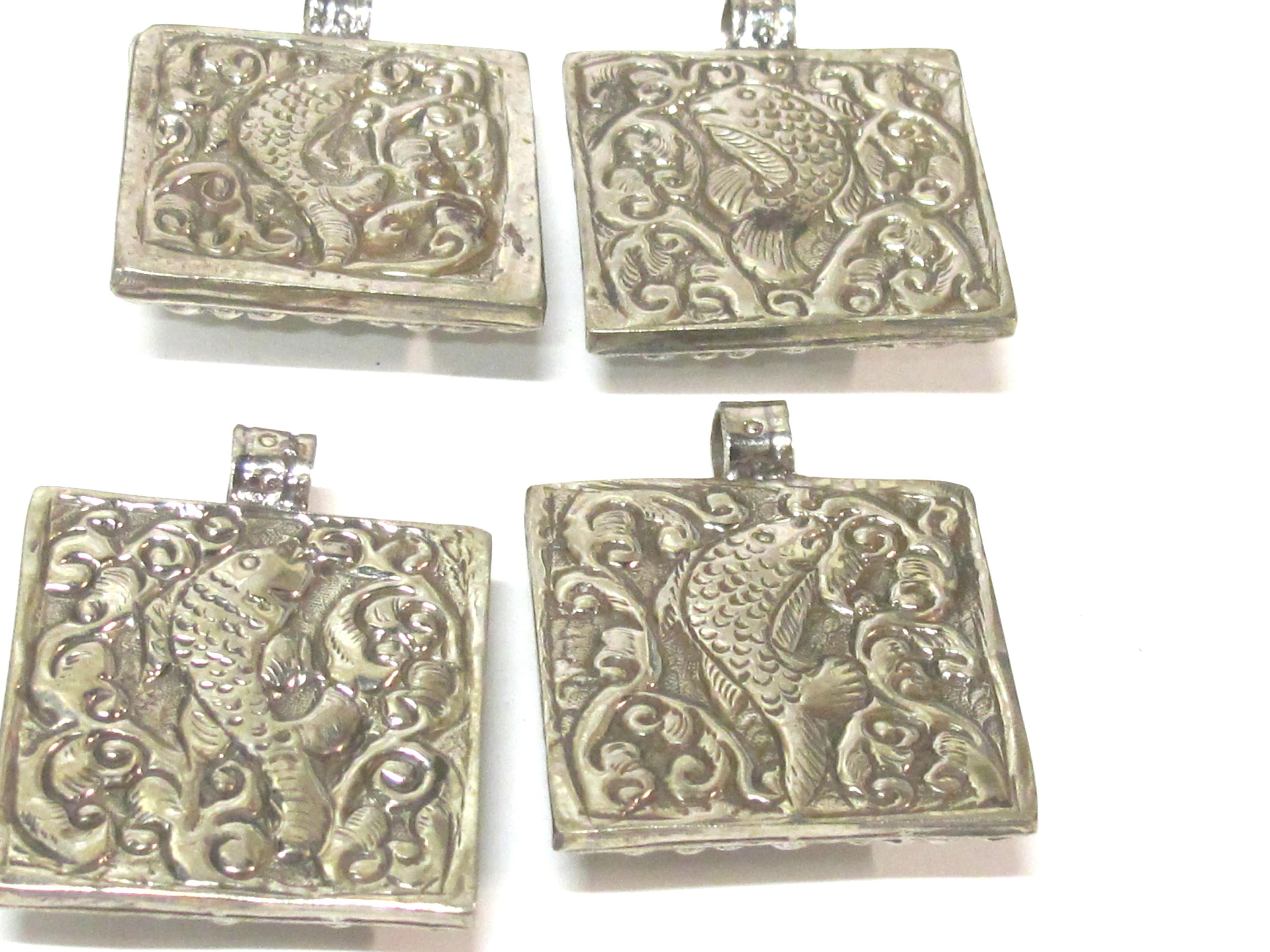 1 pendant - Tibetan silver square shape Buddha pendant with fish symbol design carved on other side - PM588D