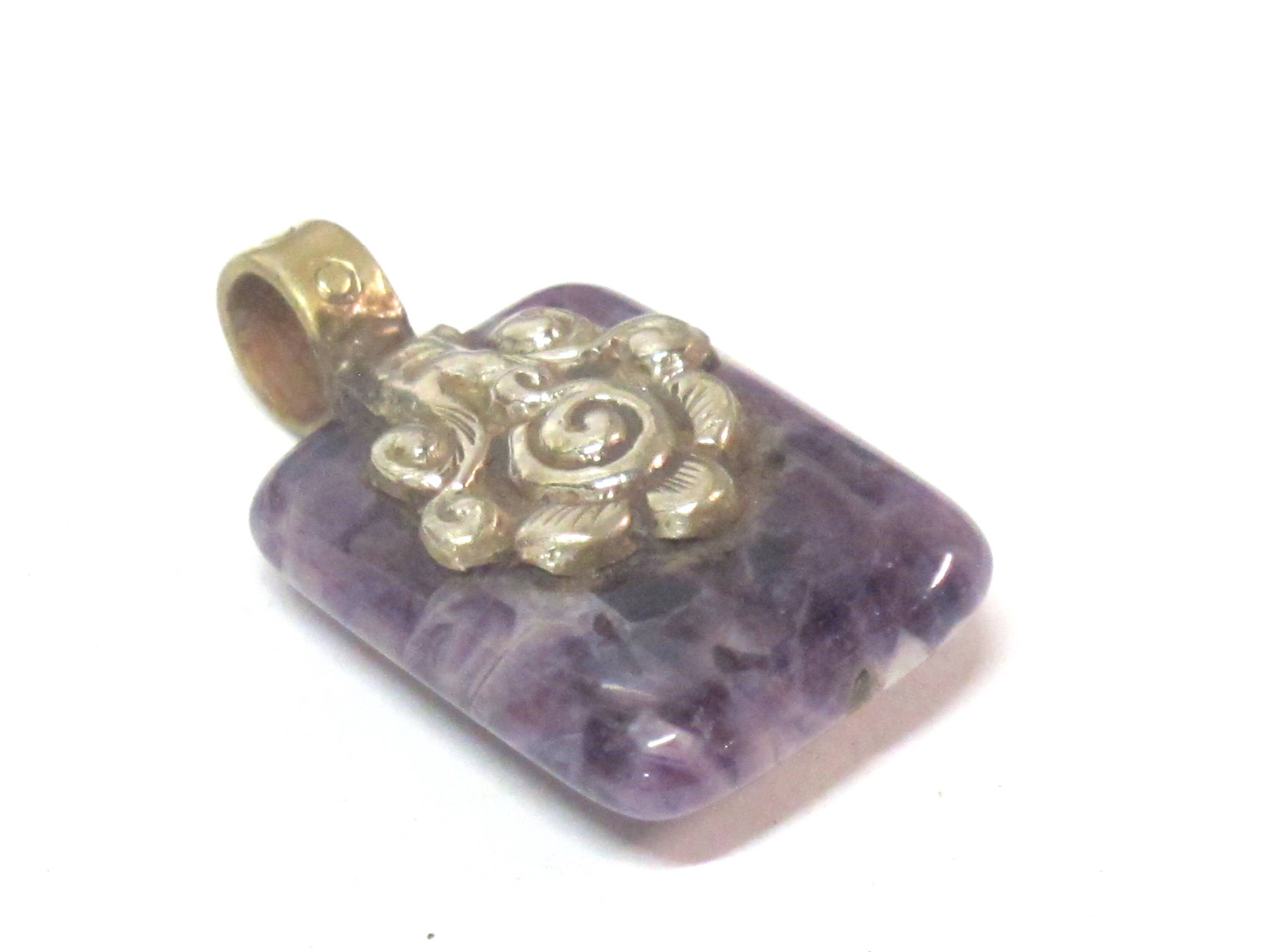 1 pendant - Reversible Ethnic Tibetan Nepal amethyst gemstone Pendant with floral bail carving - PM593