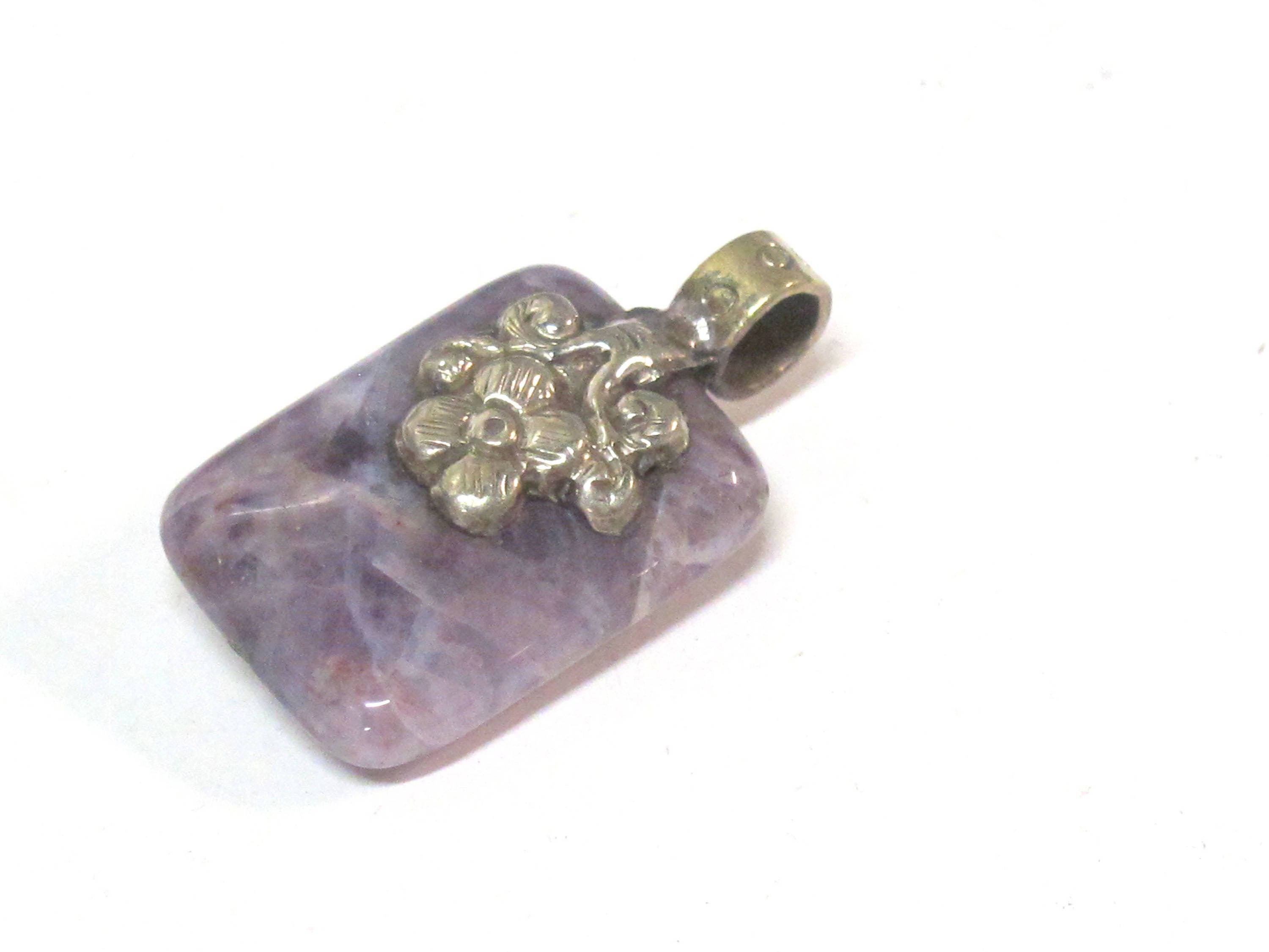 1 pendant - Reversible Ethnic Tibetan Nepal amethyst gemstone Pendant with floral bail carving - PM593