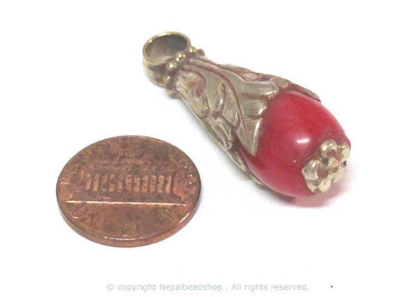 1 Pendant - Small medium sized Tibetan silver dyed coral drop pendant with floral design bail - PM592