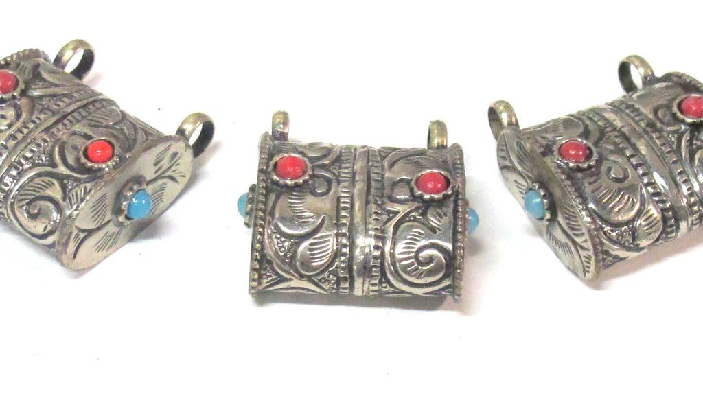 1 Tibetan pendant-Ethnic nepal pendant Tibetan silver color floral repousse double bail tribal pendant Nepal - PM595