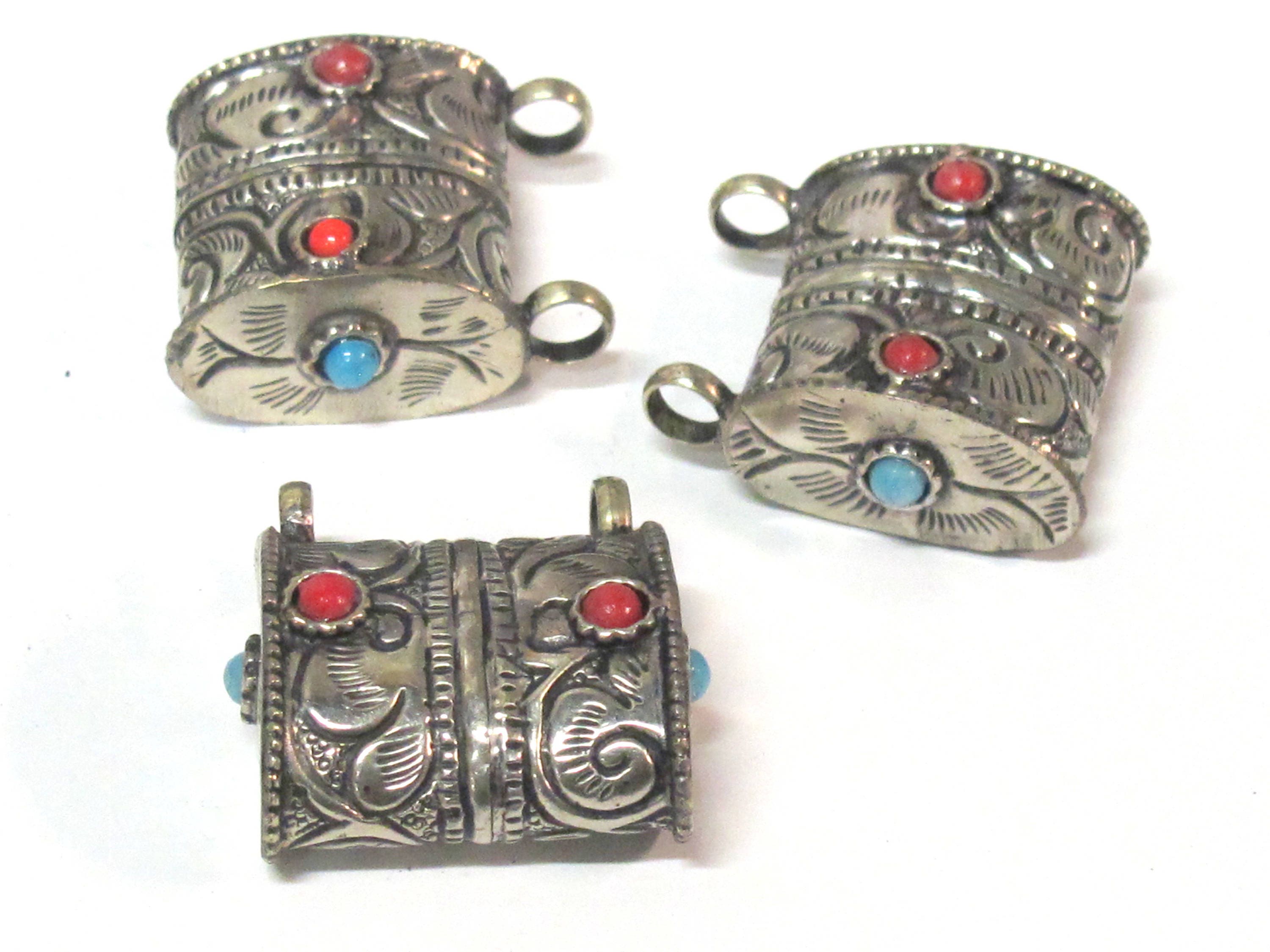 1 Tibetan pendant-Ethnic nepal pendant Tibetan silver color floral repousse double bail tribal pendant Nepal - PM595