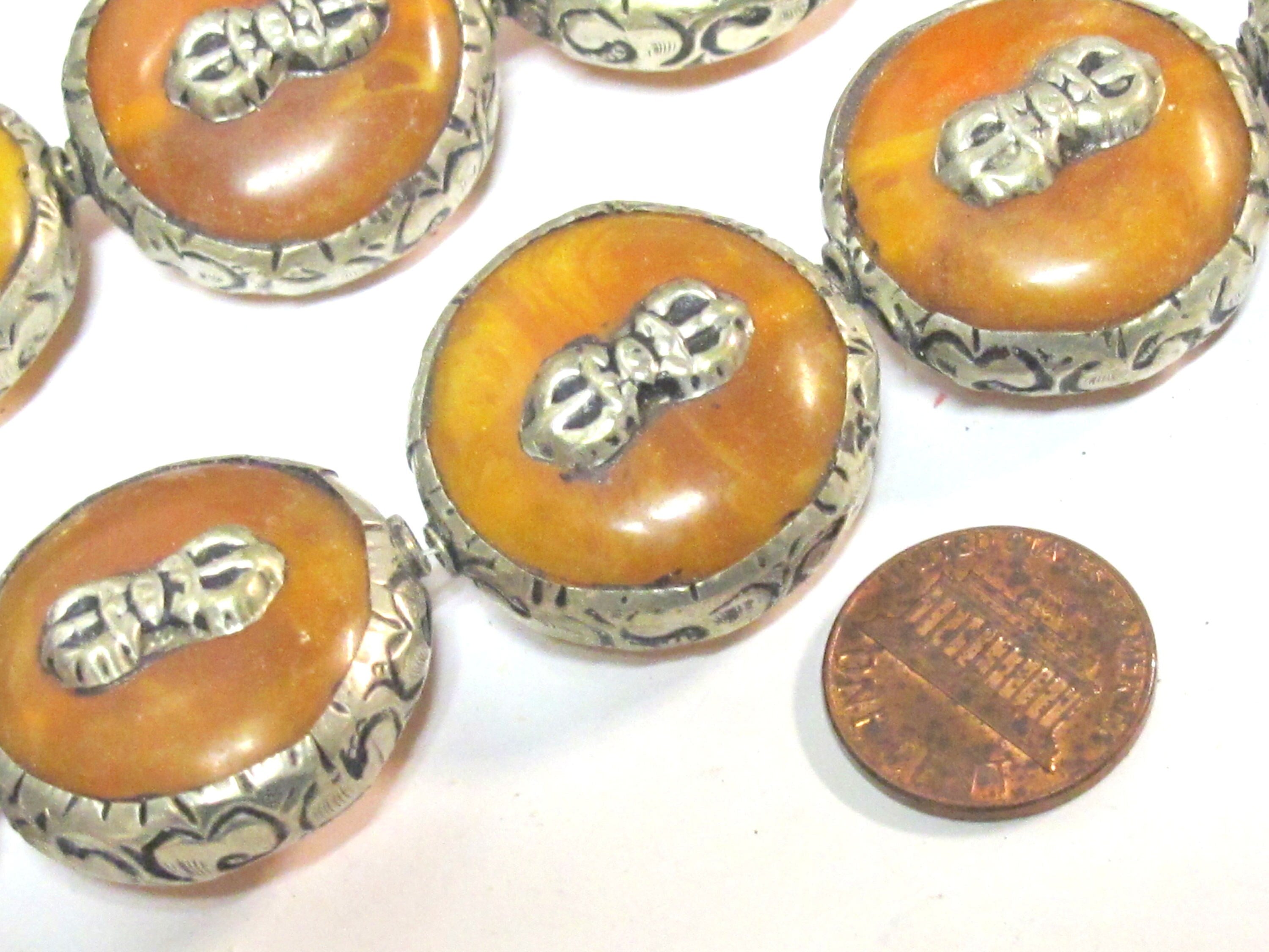 1 Bead - Reversible Large size Tibetan silver encased copal resin dorje vajra symbol bead - BD524B