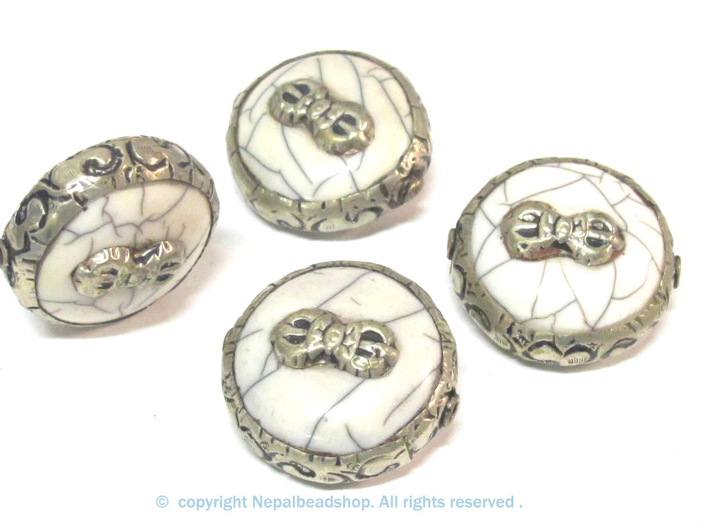1 Bead - Reversible Large size Tibetan silver encased white cream color crackle resin dorje vajra symbol bead - BD524E