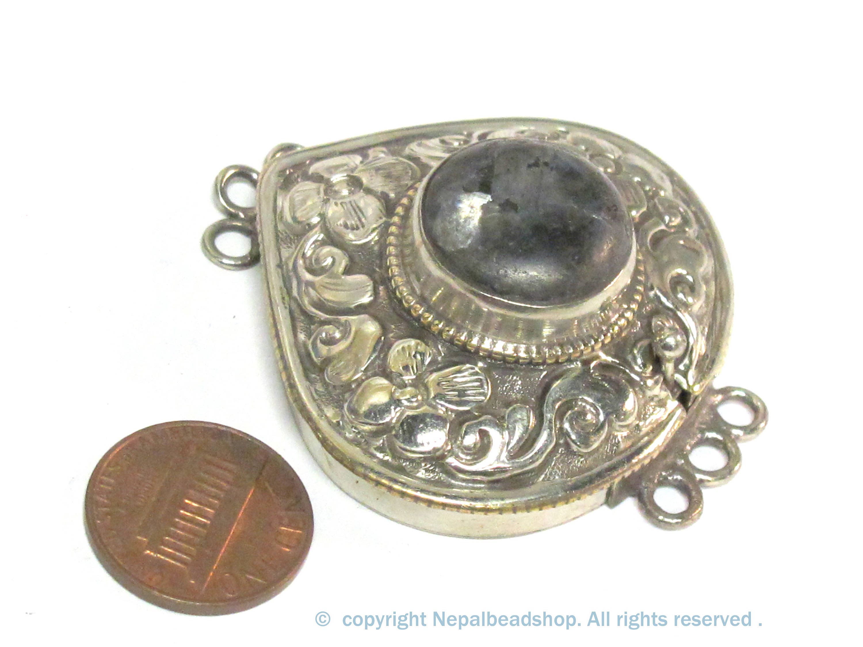 1 clasp - Large triangular heart shape ethnic Tibetan silver finish labradorite gemstone inlaid statement clasp pendant from Nepal - LN041C