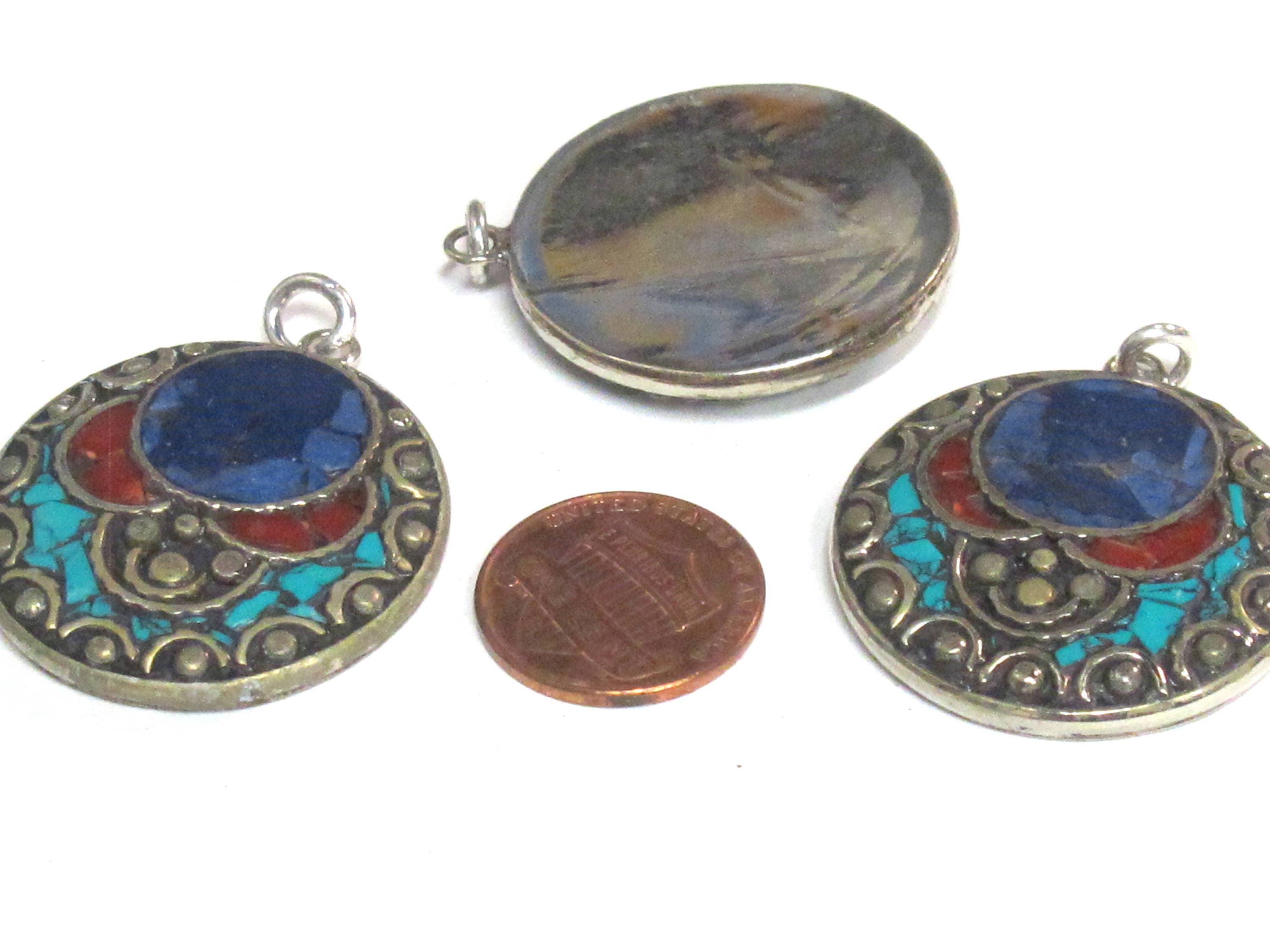 1 pendant - Beautiful round disc shape design Tibetan pendant with mosaic turquoise lapis coral inlay - PM575B