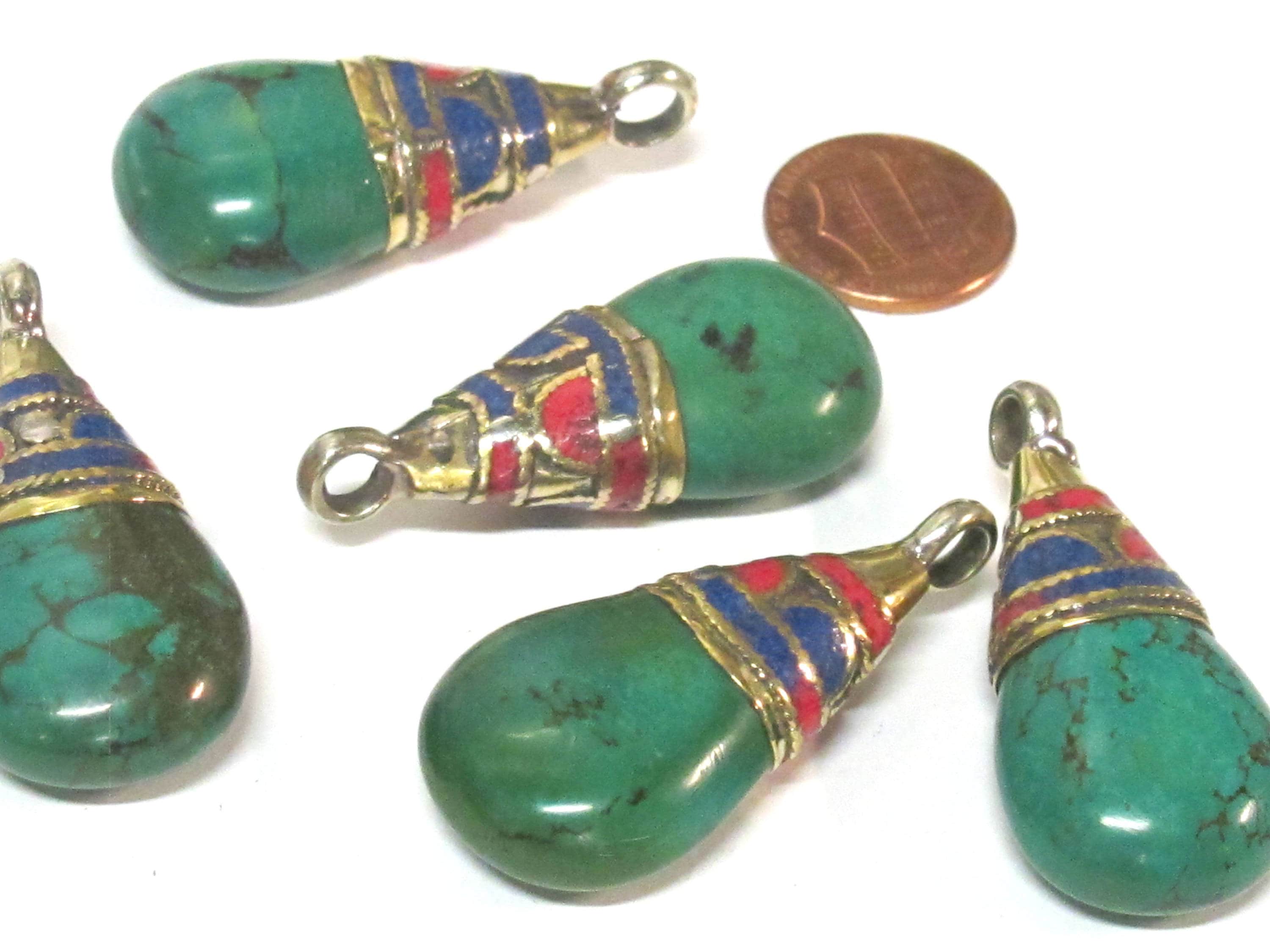 1 Pendant - Beautiful Ethnic Nepal Tibetan turquoise drop pendant with brass bail lapis inlay -- PM578