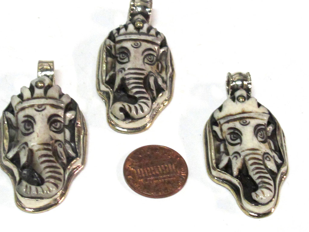 1 Pendant - Intricate carved ethnic Hindu lord Ganesha recycled cattle bone pendant with floral carving on reverse side -- PB007H