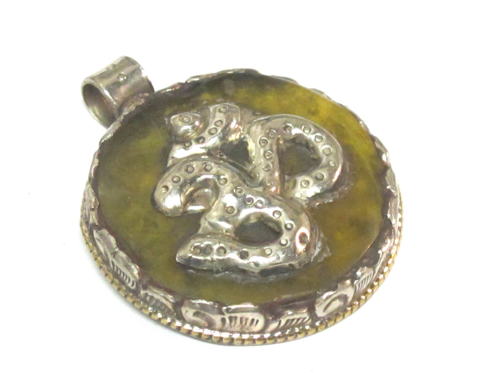 1 Pendant - Tibetan honey copal resin Om mantra pendant with reverse side Lotus flower design filigree - PM292K