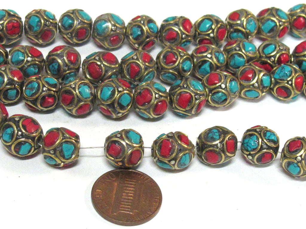 10 Beads - Ethnic Nepal beads oval shape brass circles design with turquoise inlay - BD837K