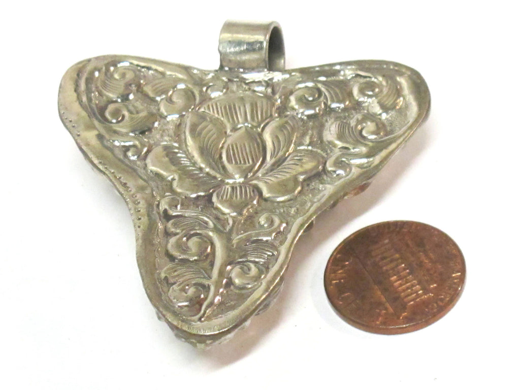 1 Pendant - Ethnic Tibetan triangular arrowhead shape inlaid pendant from Nepal with lotus flower on reverse side - PM585A