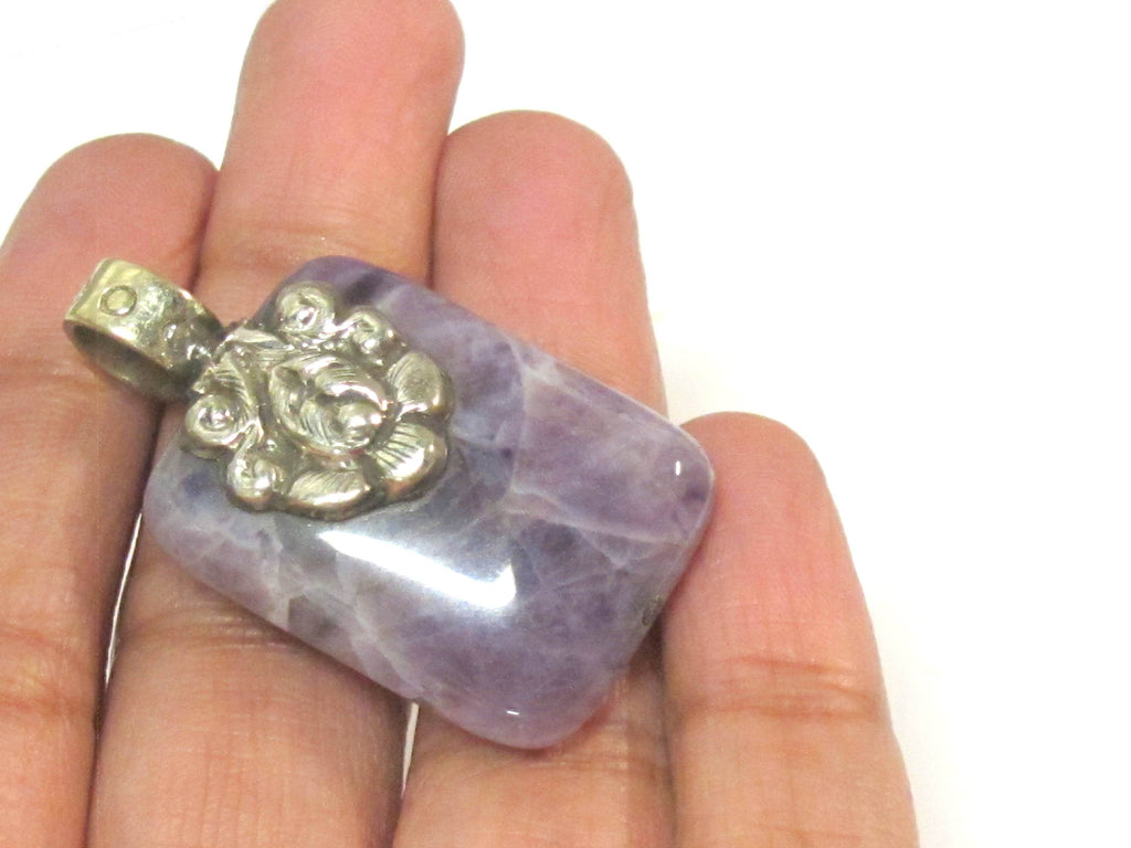 1 pendant - Reversible Ethnic Tibetan Nepal amethyst gemstone Pendant with floral bail carving - PM593
