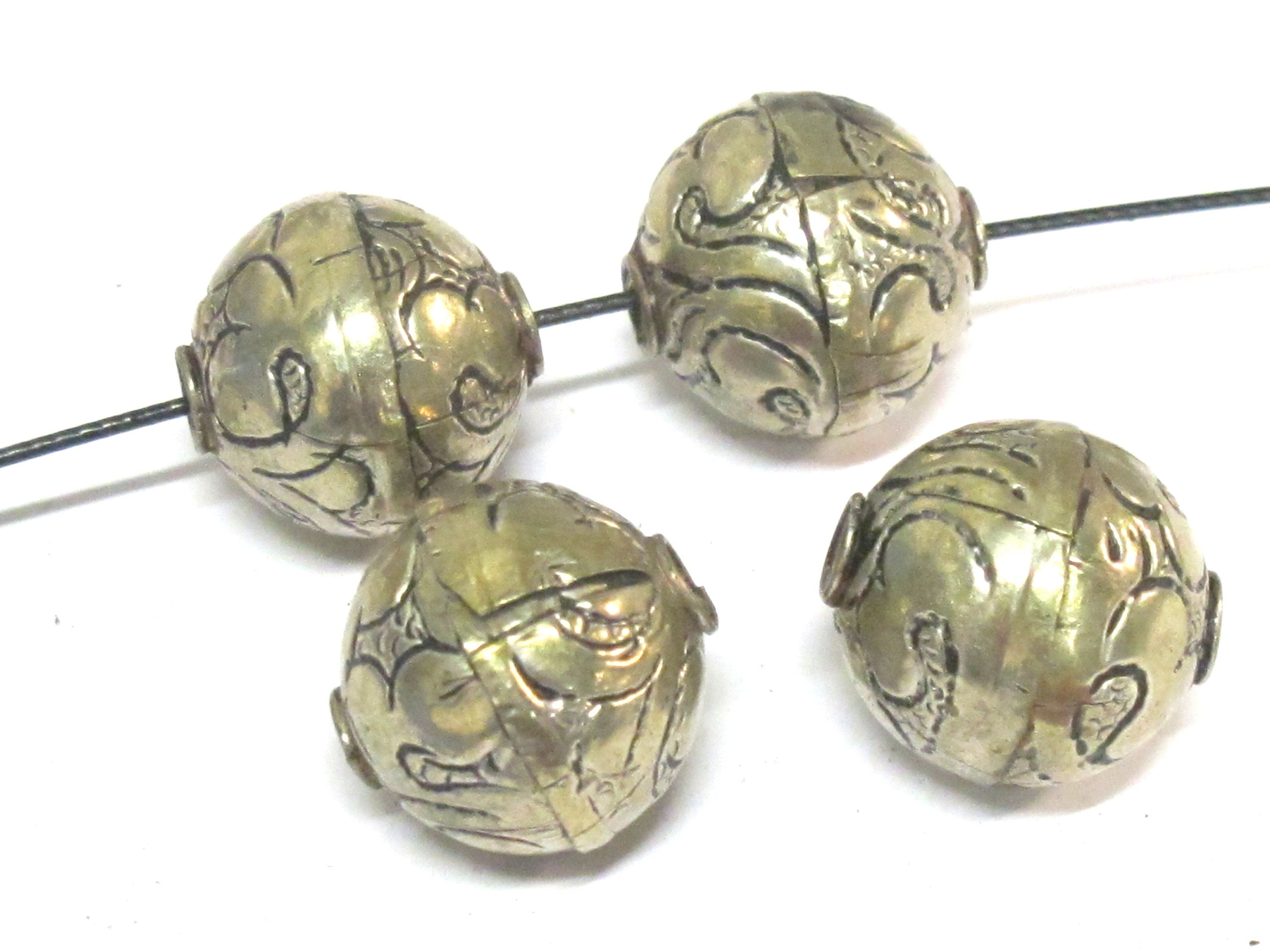 1 BEAD - Tibetan repousse floral design oval shape beads 18 - 19 mm - BD978