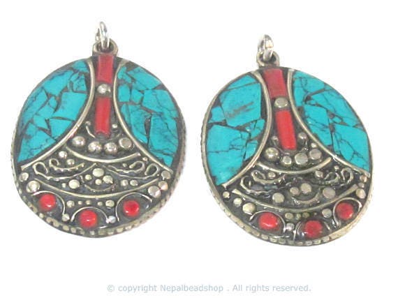 2 pieces - Tibetan pendants -Beautiful oval shape ethnic design Tibetan Nepal pendant with mosaic turquoise inlay - PM576Ax