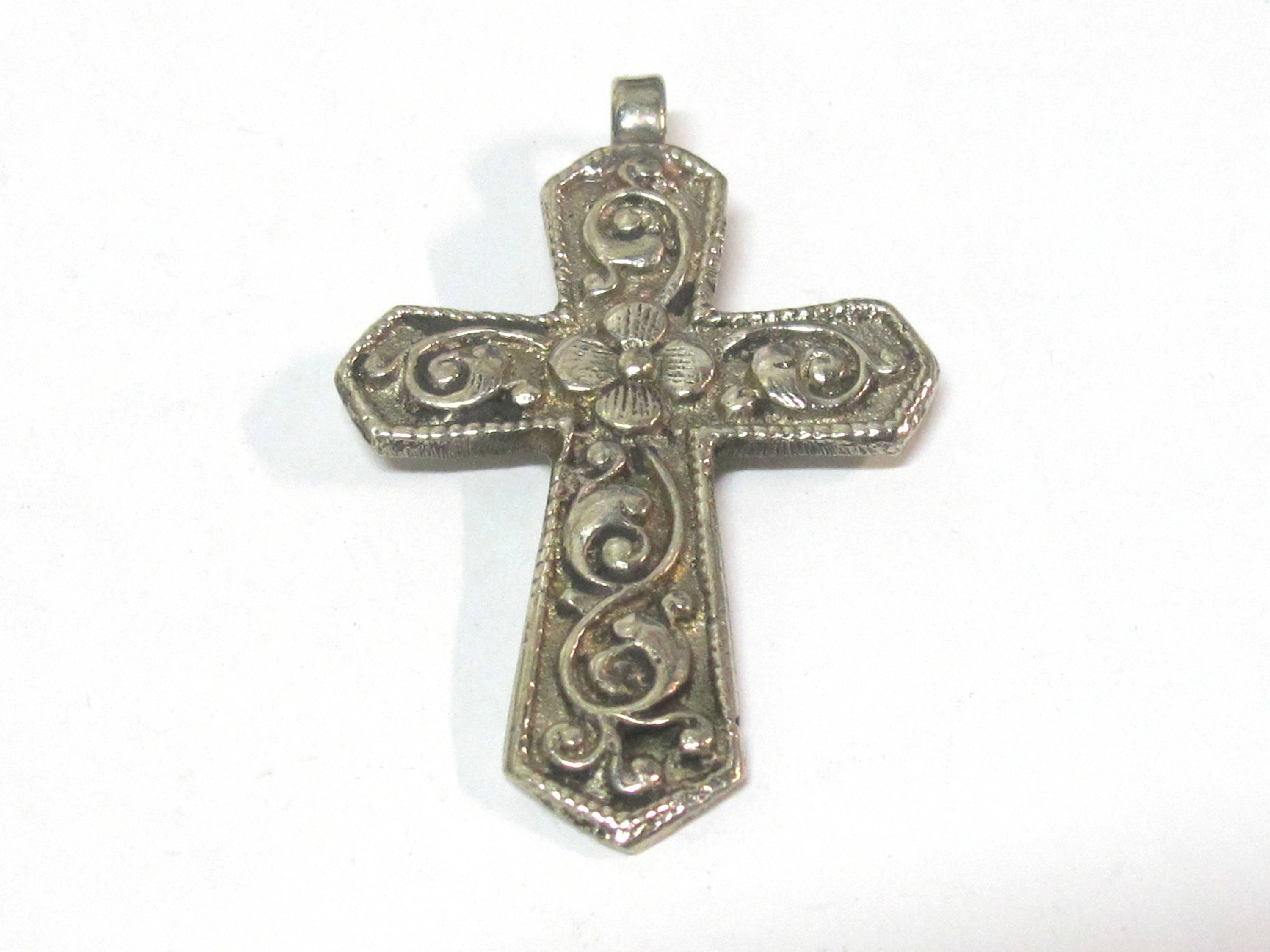 Reversible Tibetan lotus floral design cross pendant from Nepal -- PM596B