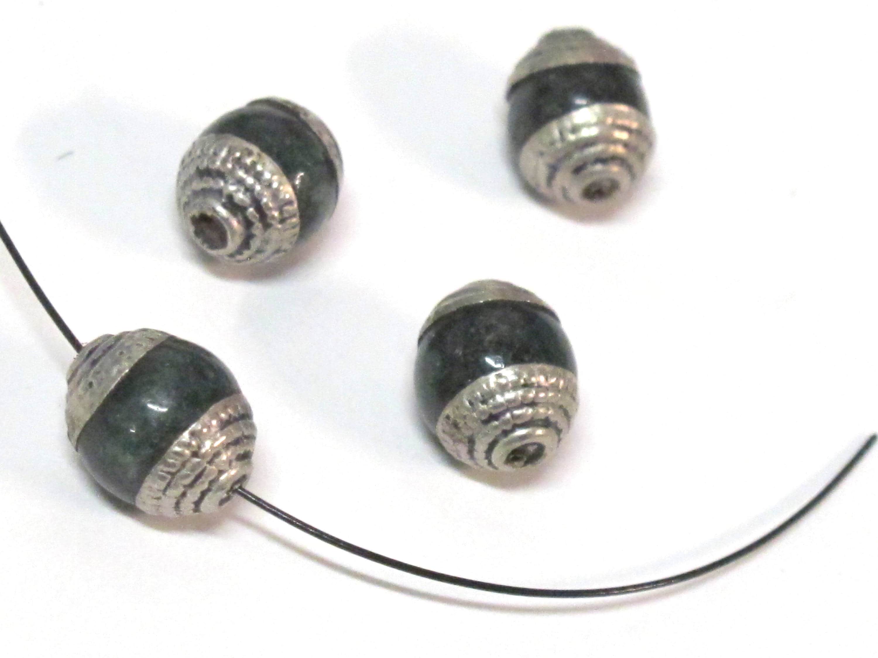 4 Beads - Tibetan silver tone capped small size green color agate beads from Nepal 8-9 mm x 9 -11 mm - BD975A