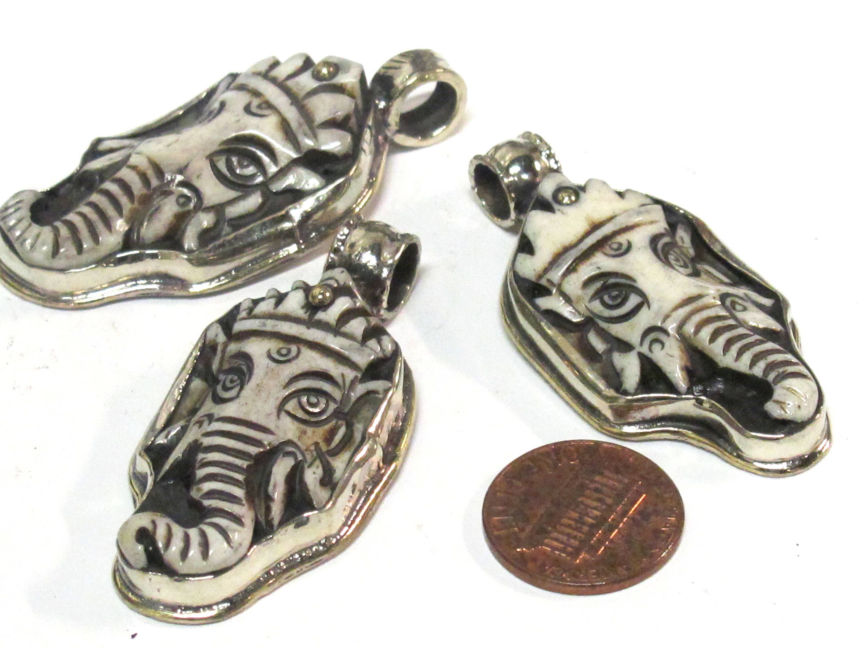 1 Pendant - Intricate carved ethnic Hindu lord Ganesha recycled cattle bone pendant with floral carving on reverse side -- PB007H