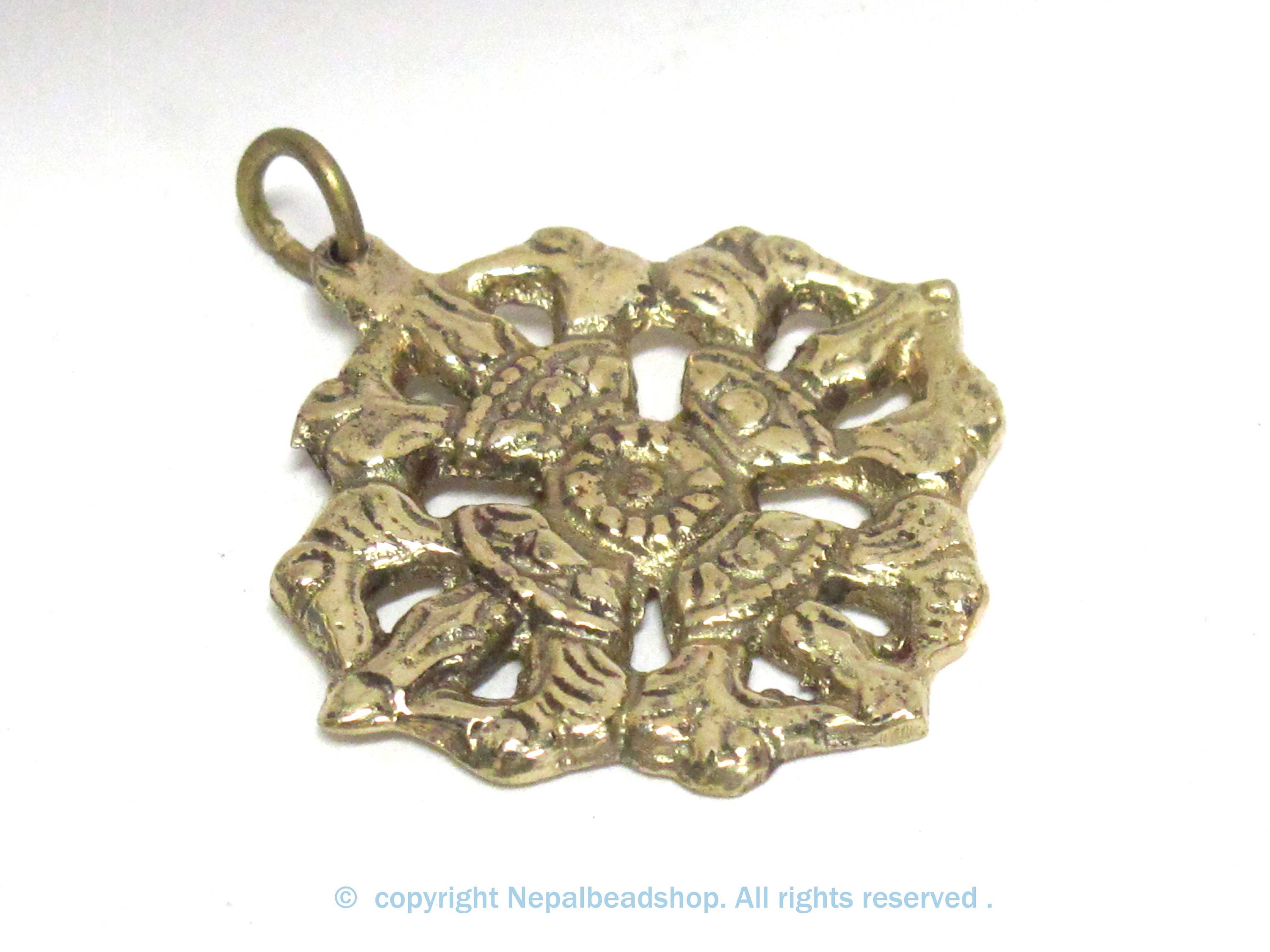 1 Pendant - Tibetan double dorje vajra brass pendant Nepal - CP131