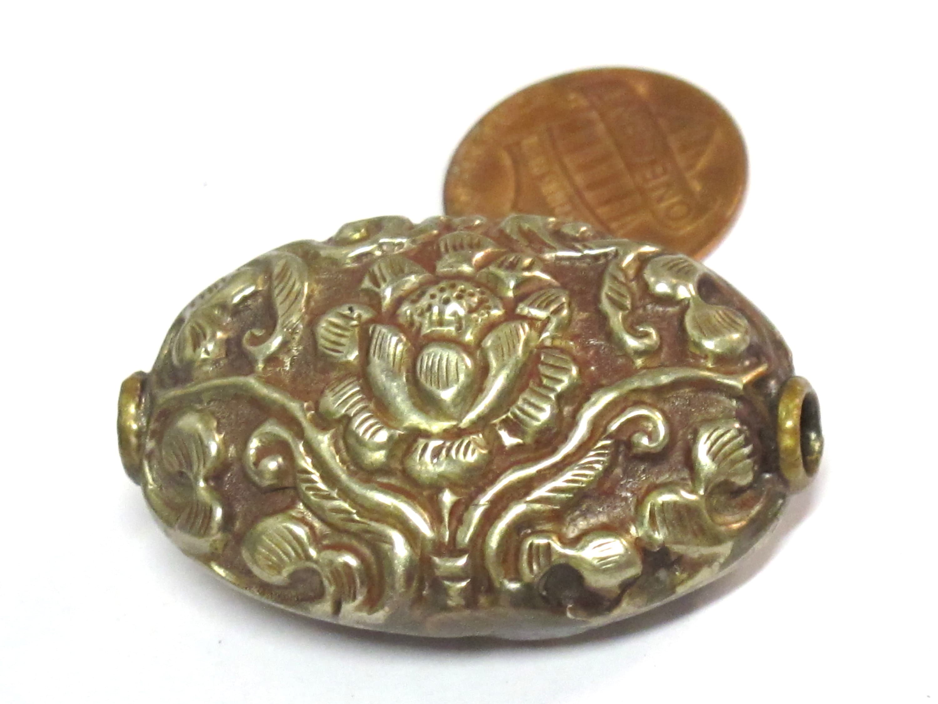 1 Bead - Large oval shape Tibetan repousse antiqued finish Lotus floral design reversible focal pendant bead - BD642