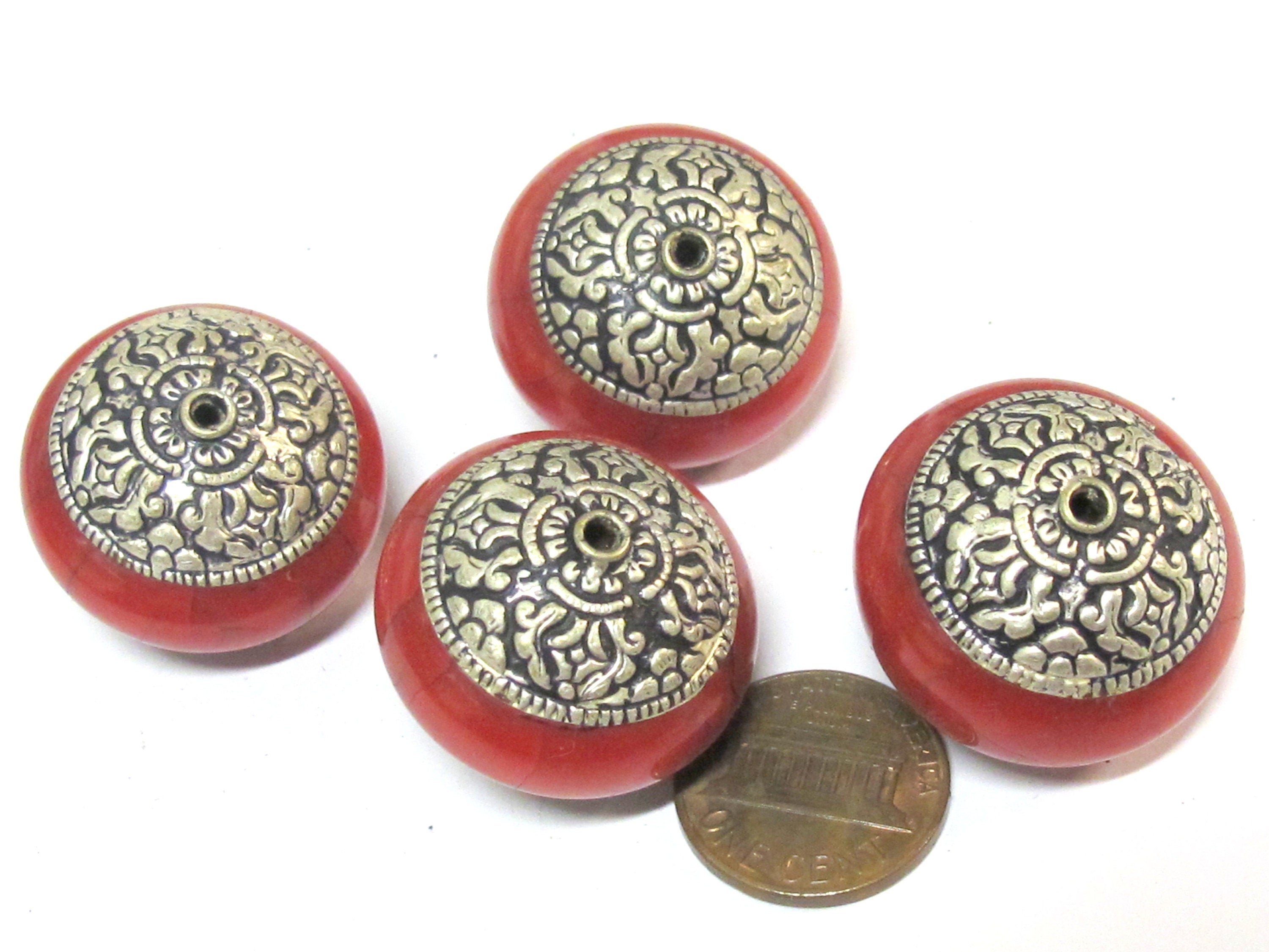 1 Bead -Large Tibetan red crackle resin capped bead with tibetan double dorje vajra symbol - BD977A