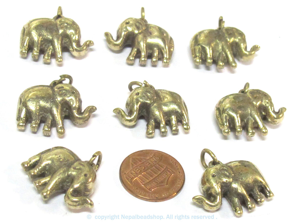1 Pendant - Small size ethnic Tibetan solid brass elephant pendant from Nepal - CP132s