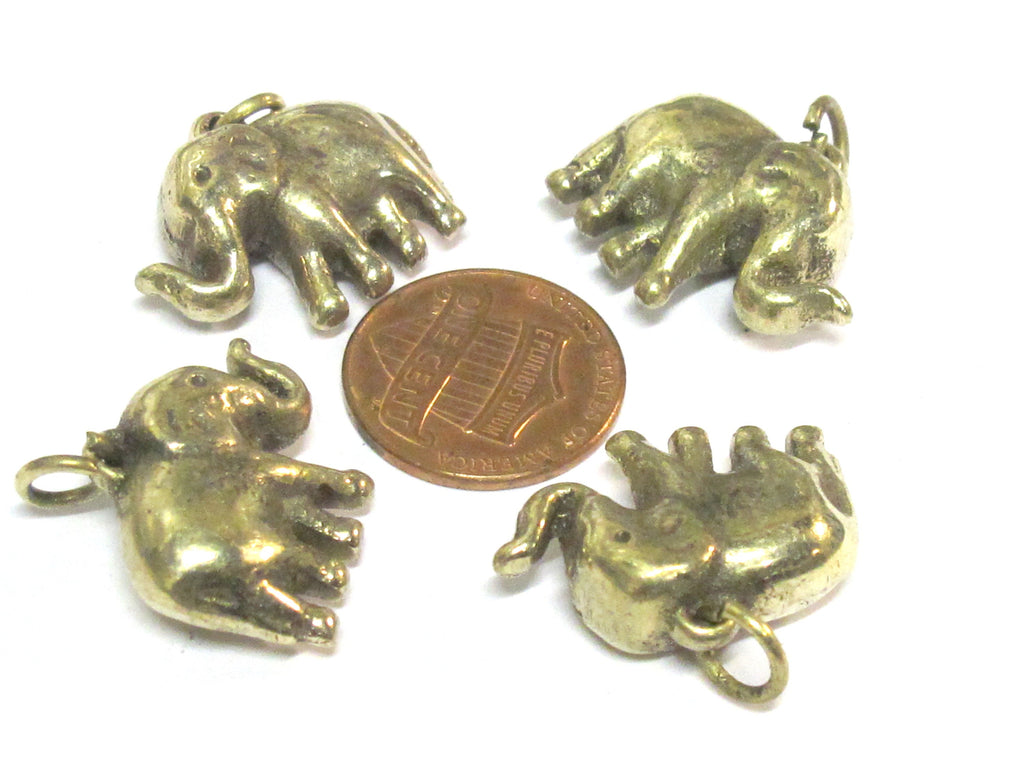 1 Pendant - Small size ethnic Tibetan solid brass elephant pendant from Nepal - CP132s