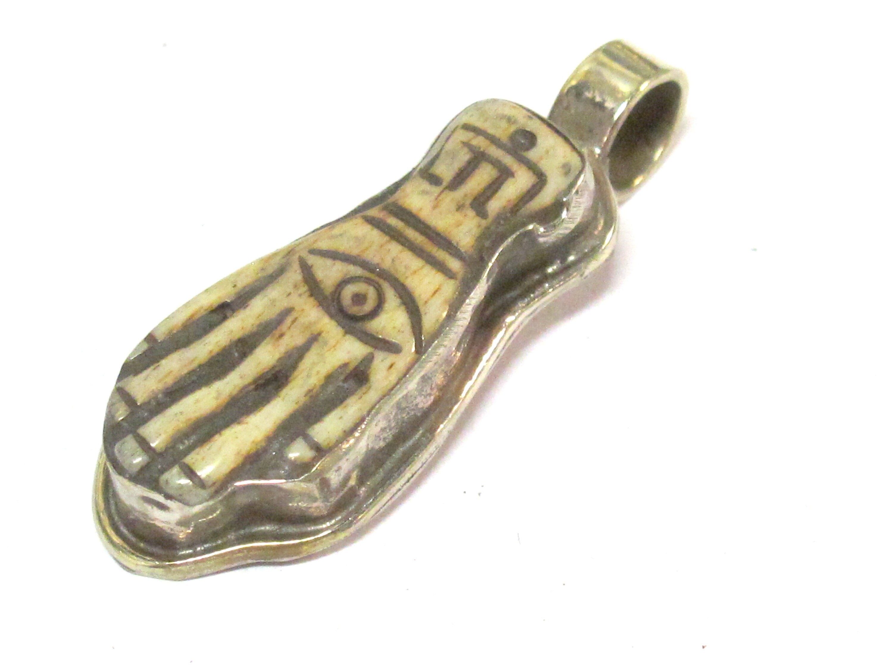 1 Pendant - Ethnic Tibetan cream color carved Buddha hand eye bone pendant Nepal - PB116