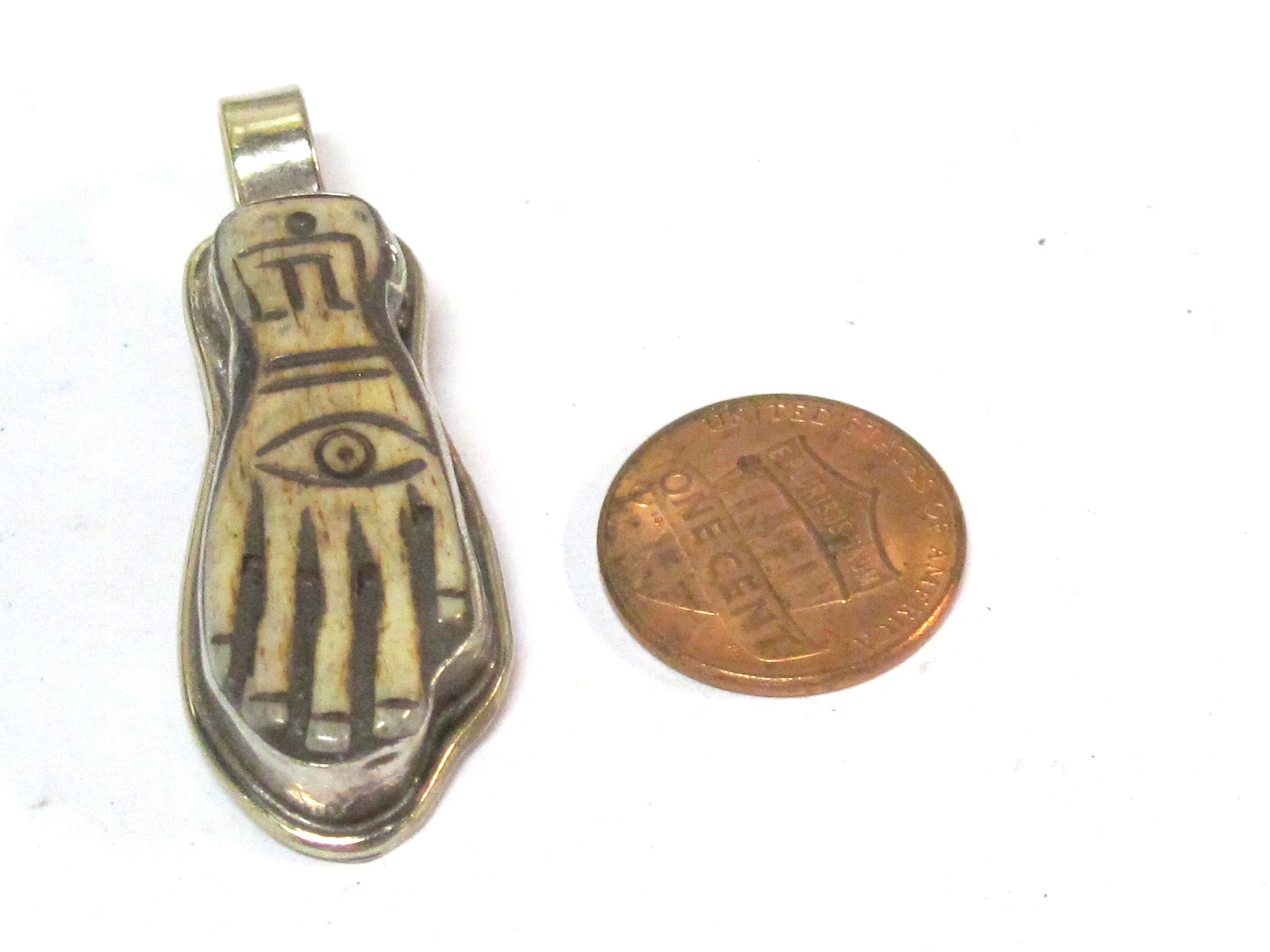 1 Pendant - Ethnic Tibetan cream color carved Buddha hand eye bone pendant Nepal - PB116