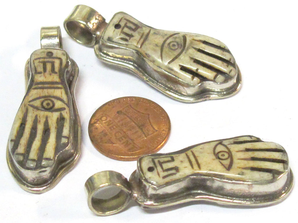 1 Pendant - Ethnic Tibetan cream color carved Buddha hand eye bone pendant Nepal - PB116