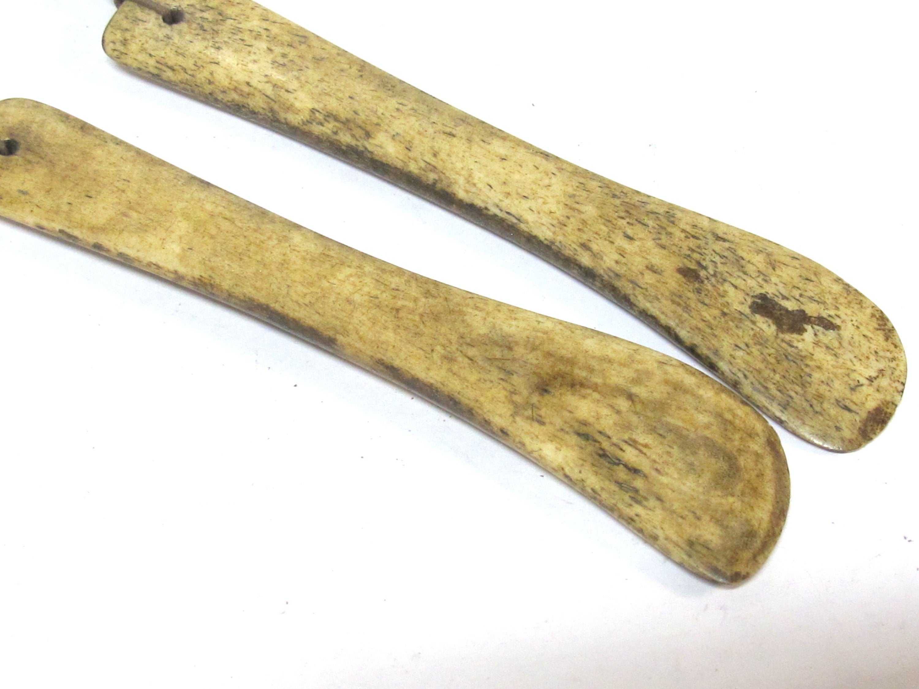 1 pendant - Long large size ethnic tribal design recycled cattle bone pendant - PB117