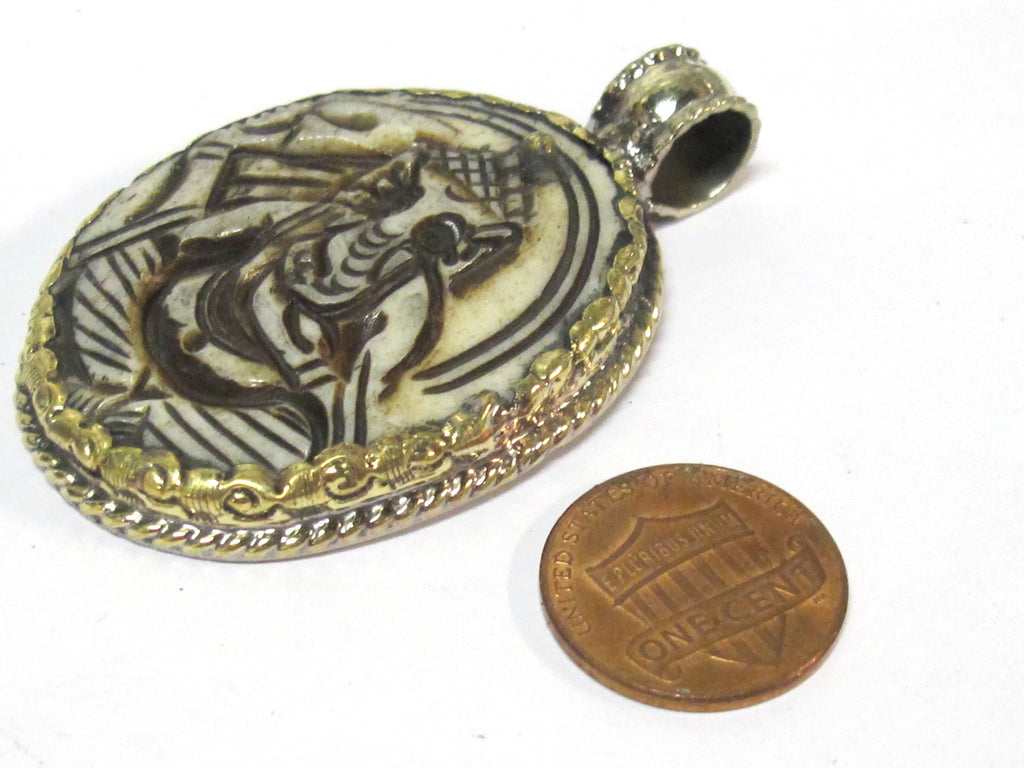 1 Pendant - Intricate carved ethnic Hindu Lord Ganesha recycled cattle bone pendant with floral carving on reverse side - PB007P