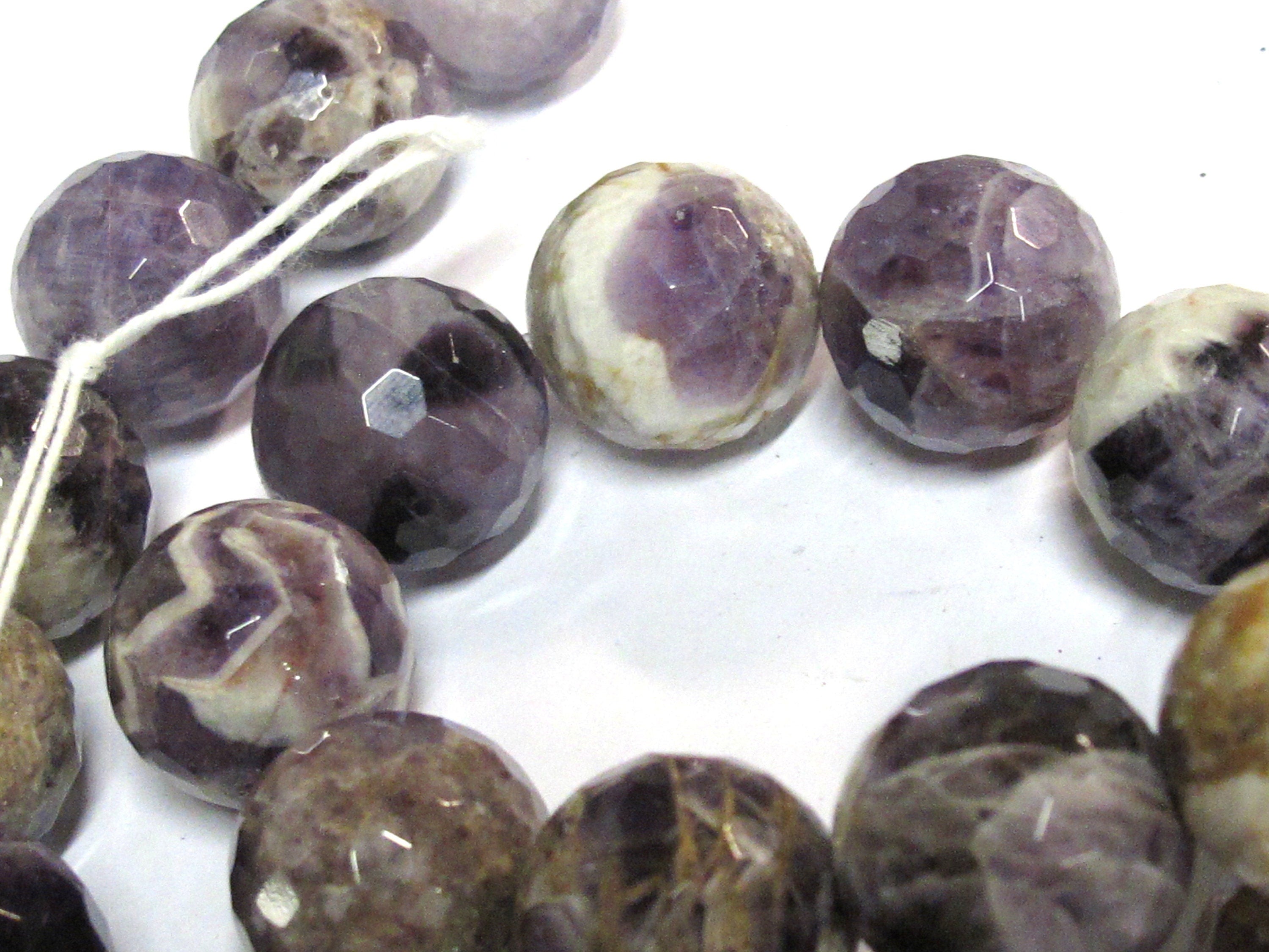 4 beads - Large 17 - 18 mm size faceted Natural amethyst gemstone beads - GM399C