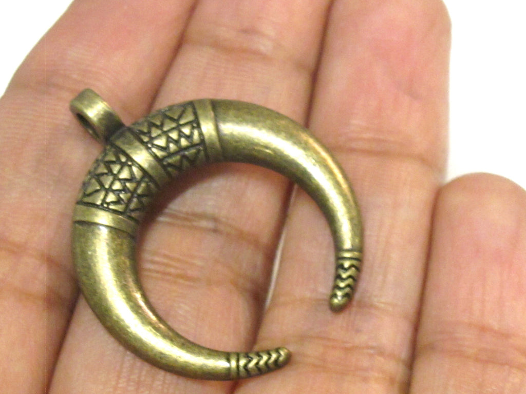 6 charms- Crescent moon shape charm pendants supply brass color - CM201K