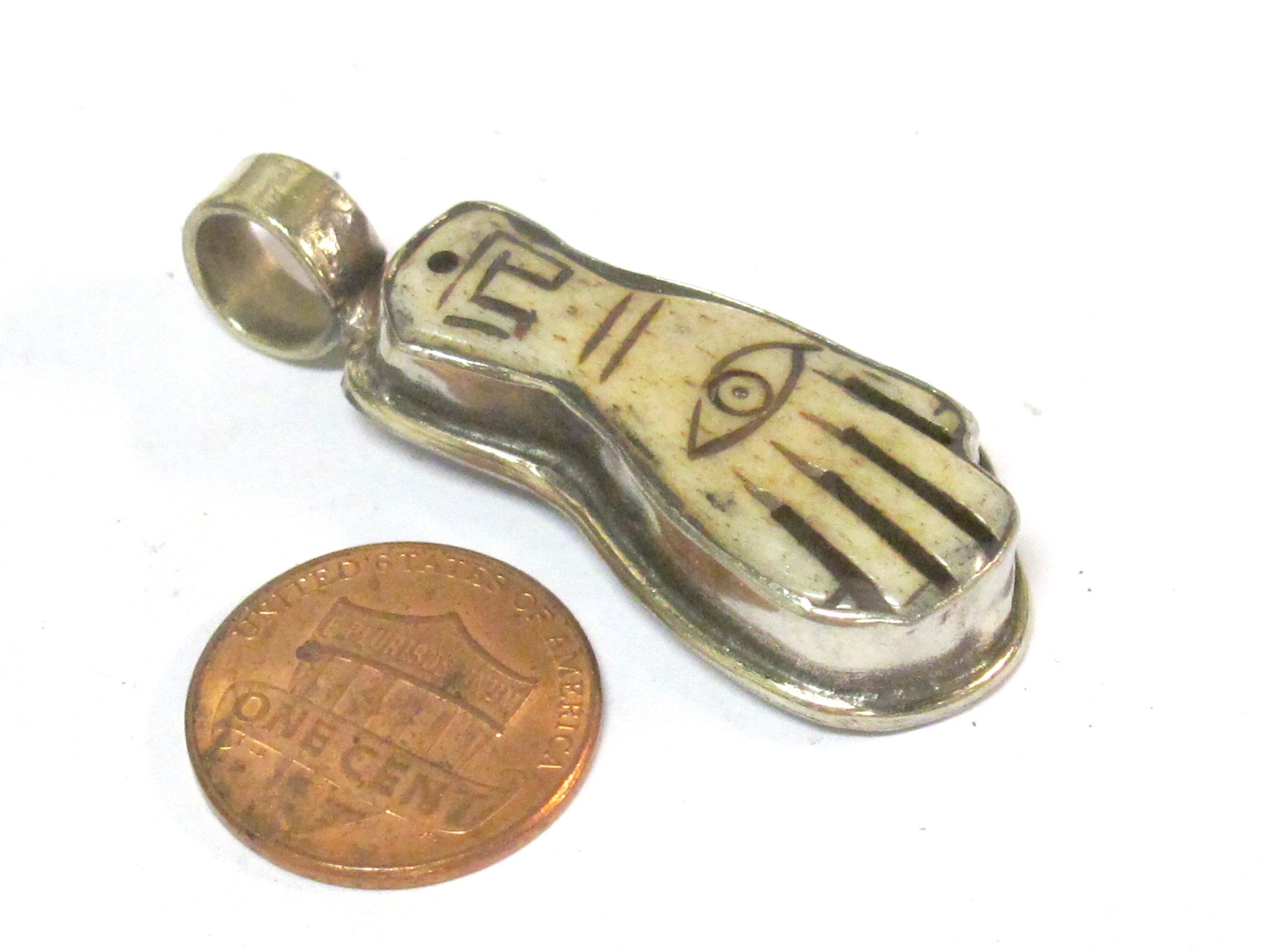 1 Pendant - Ethnic Tibetan cream color carved Buddha hand eye bone pendant Nepal - PB116