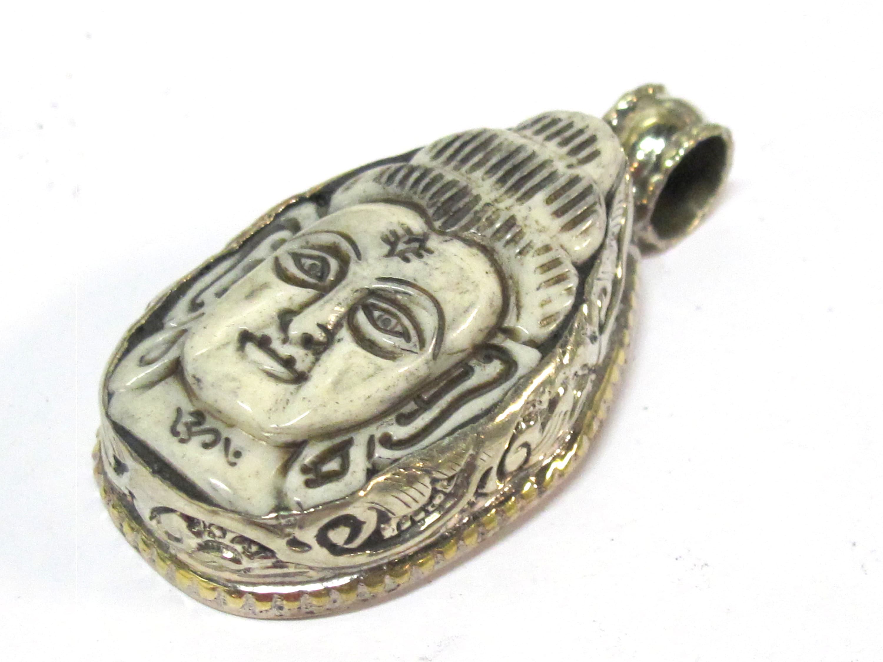 1 Pendant - Large carved bone Hindu lord Shiva pendant with floral carving on reverse side - PB010A