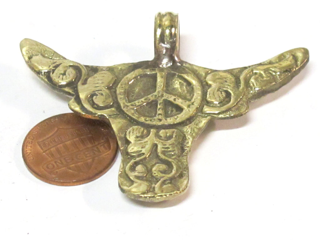 1 Pendant - Large size solid brass cattle skull head horn pendant with reverse side carving design - CP134