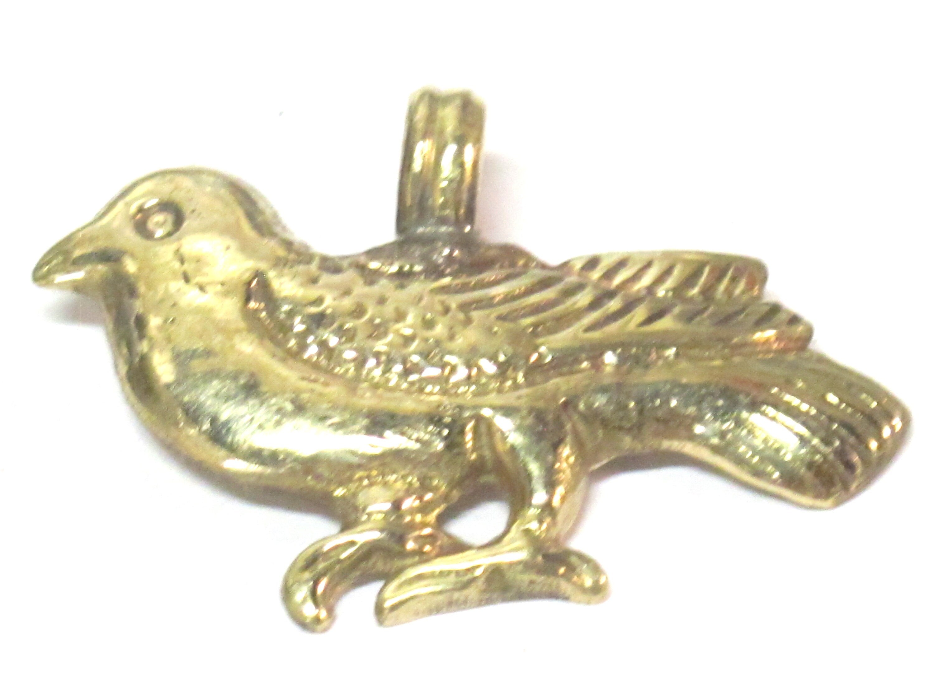 1 Pendant - Medium size solid brass bird pendant with reverse side carving design - CP135